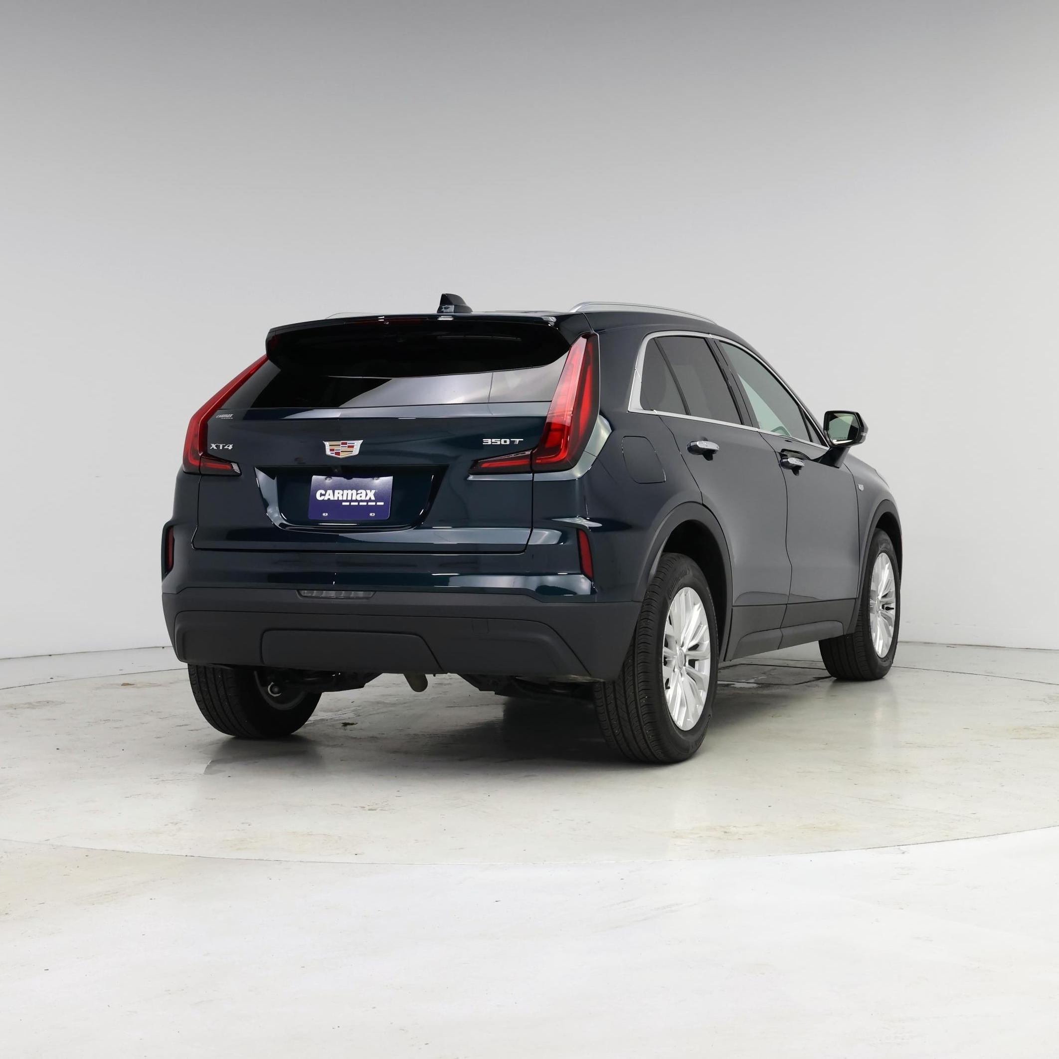 Thumbnail: 2024 Cadillac XT4 - 8
