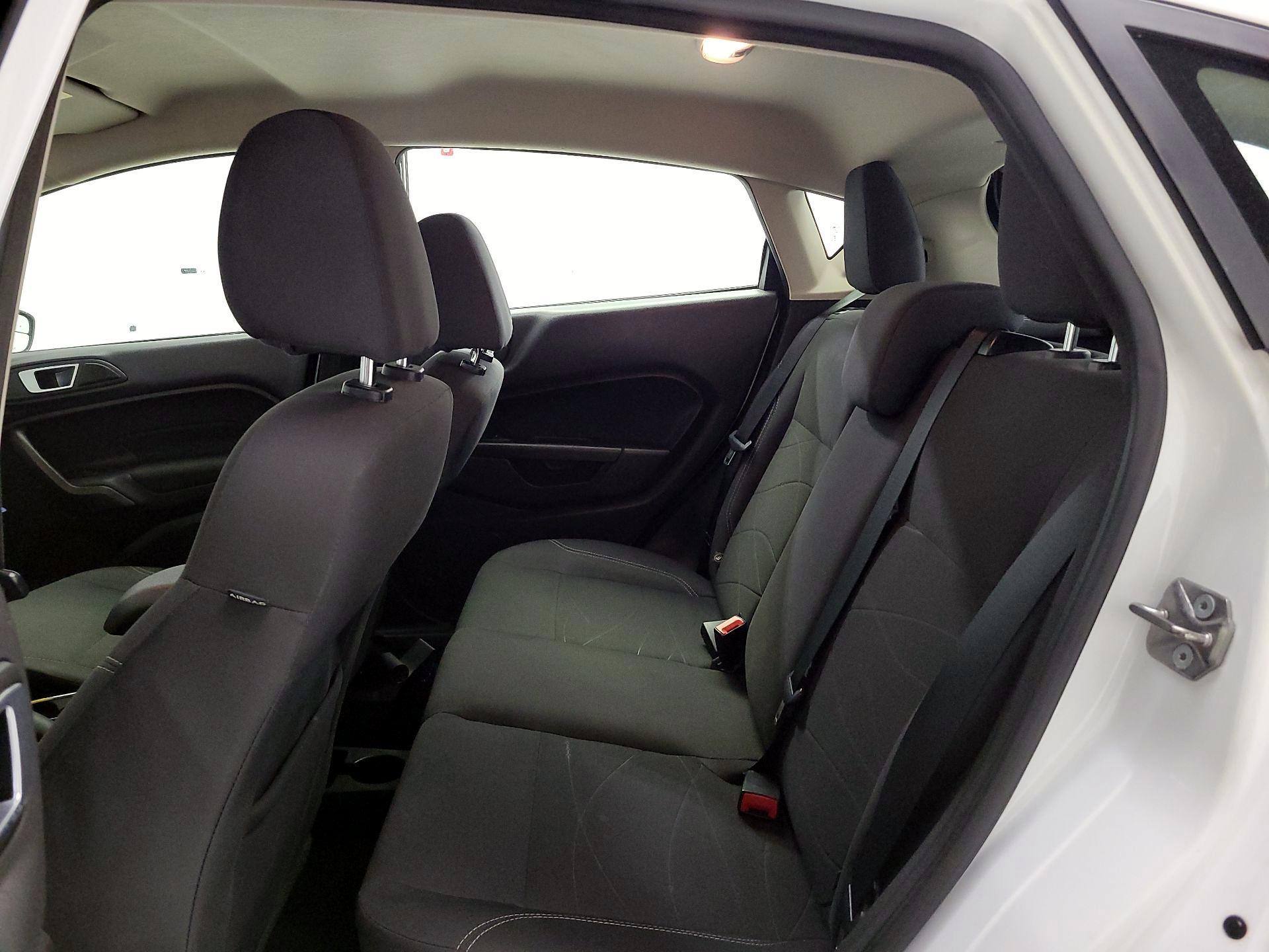Thumbnail: 2015 Ford Fiesta - 18