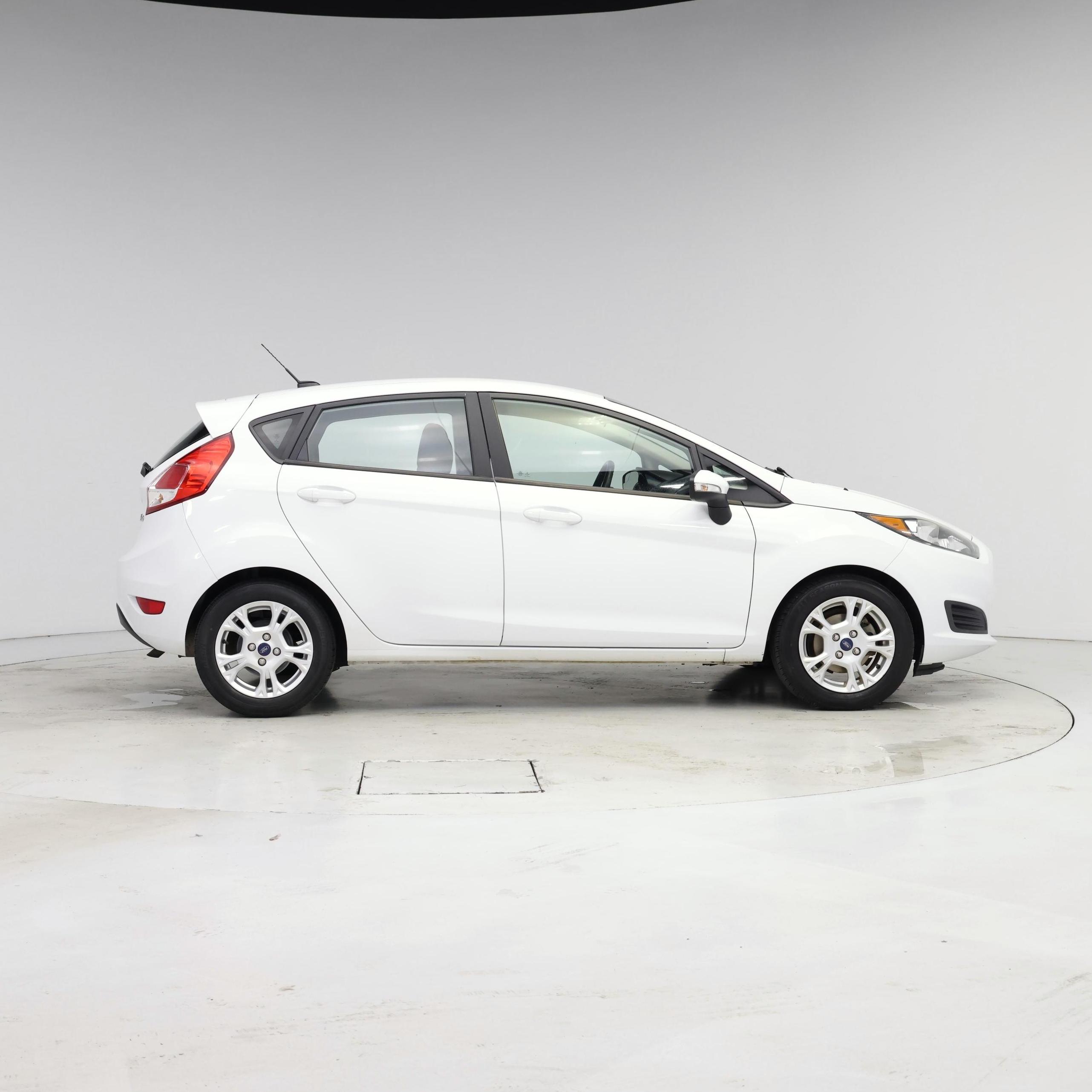 Thumbnail: 2015 Ford Fiesta - 7