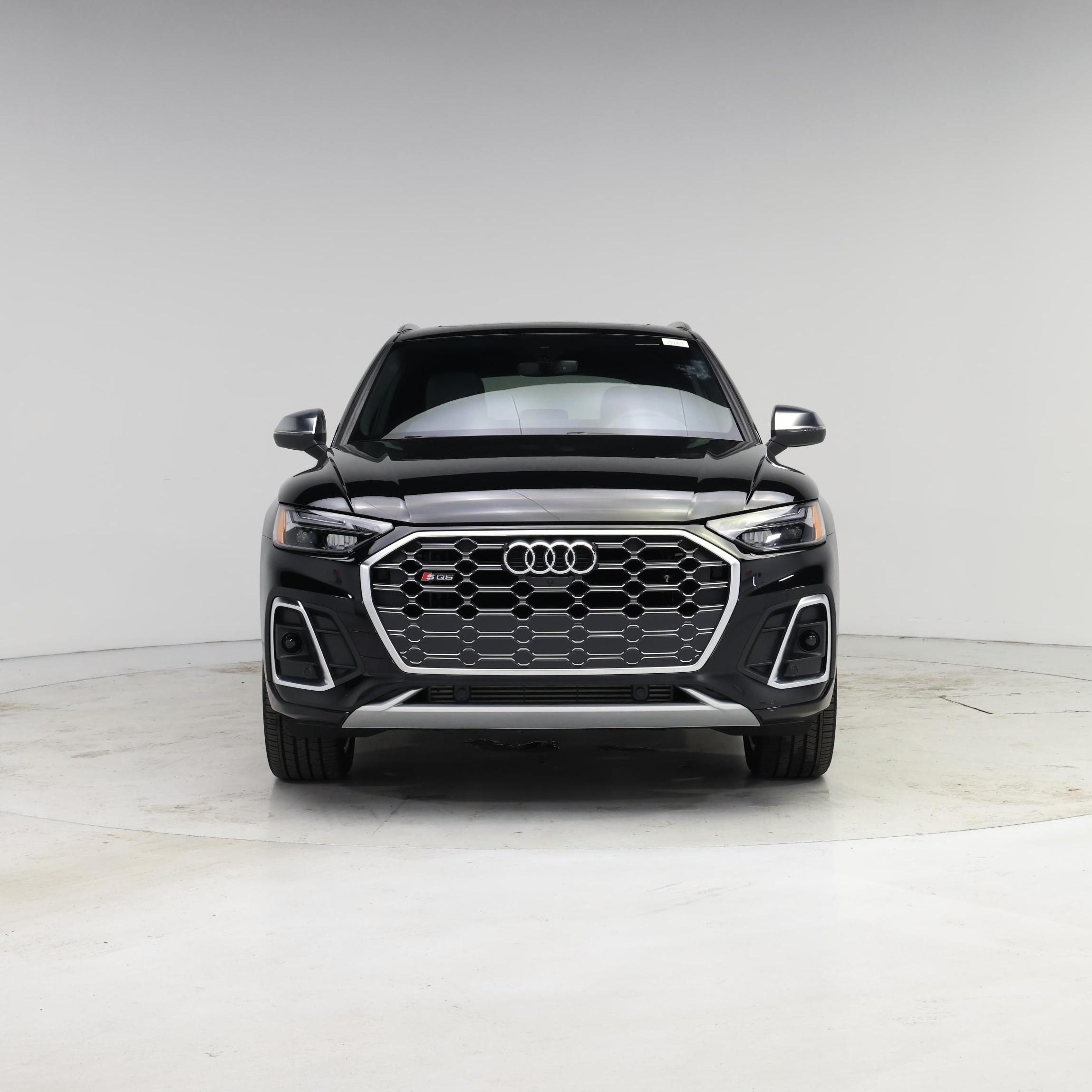 Thumbnail: 2025 Audi SQ5 - 5