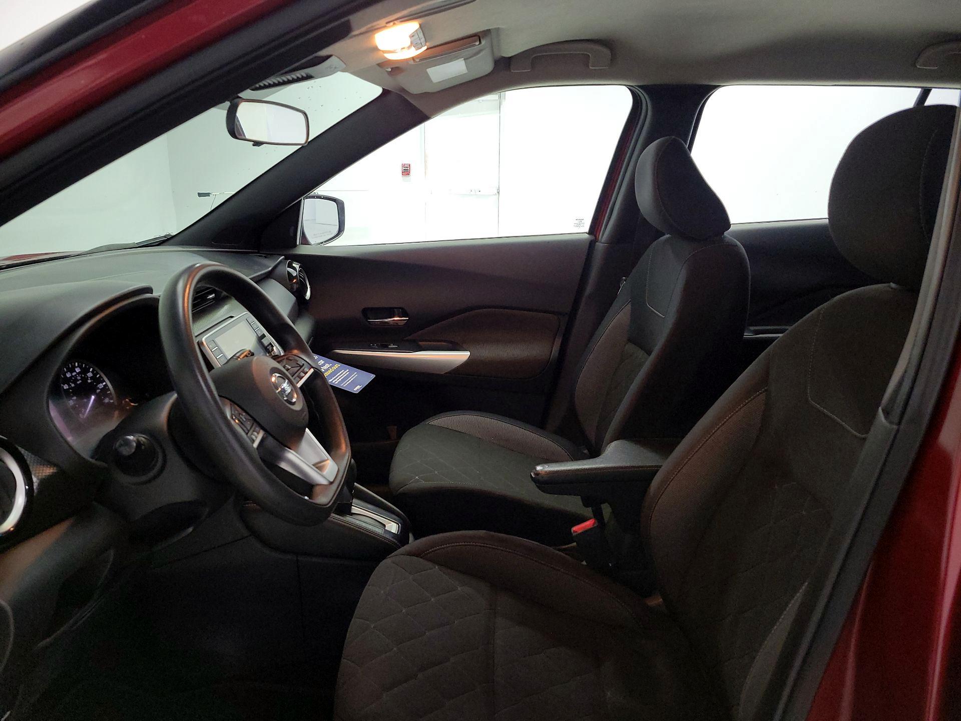 Thumbnail: 2020 Nissan Kicks - 11