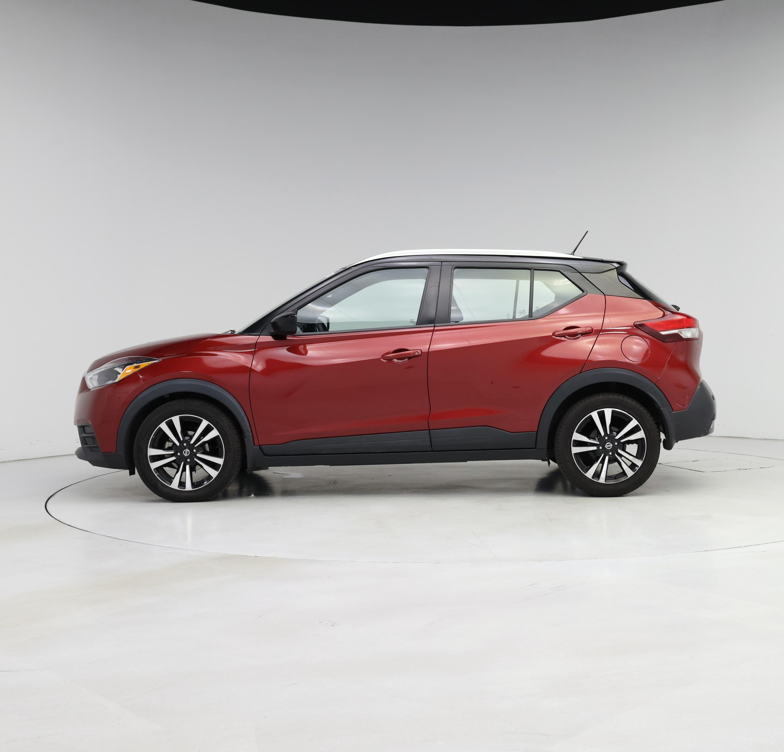 Thumbnail: 2020 Nissan Kicks - 3