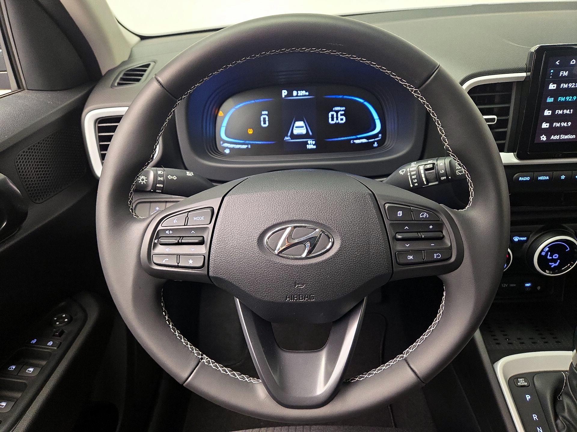 Thumbnail: 2025 Hyundai Venue - 10