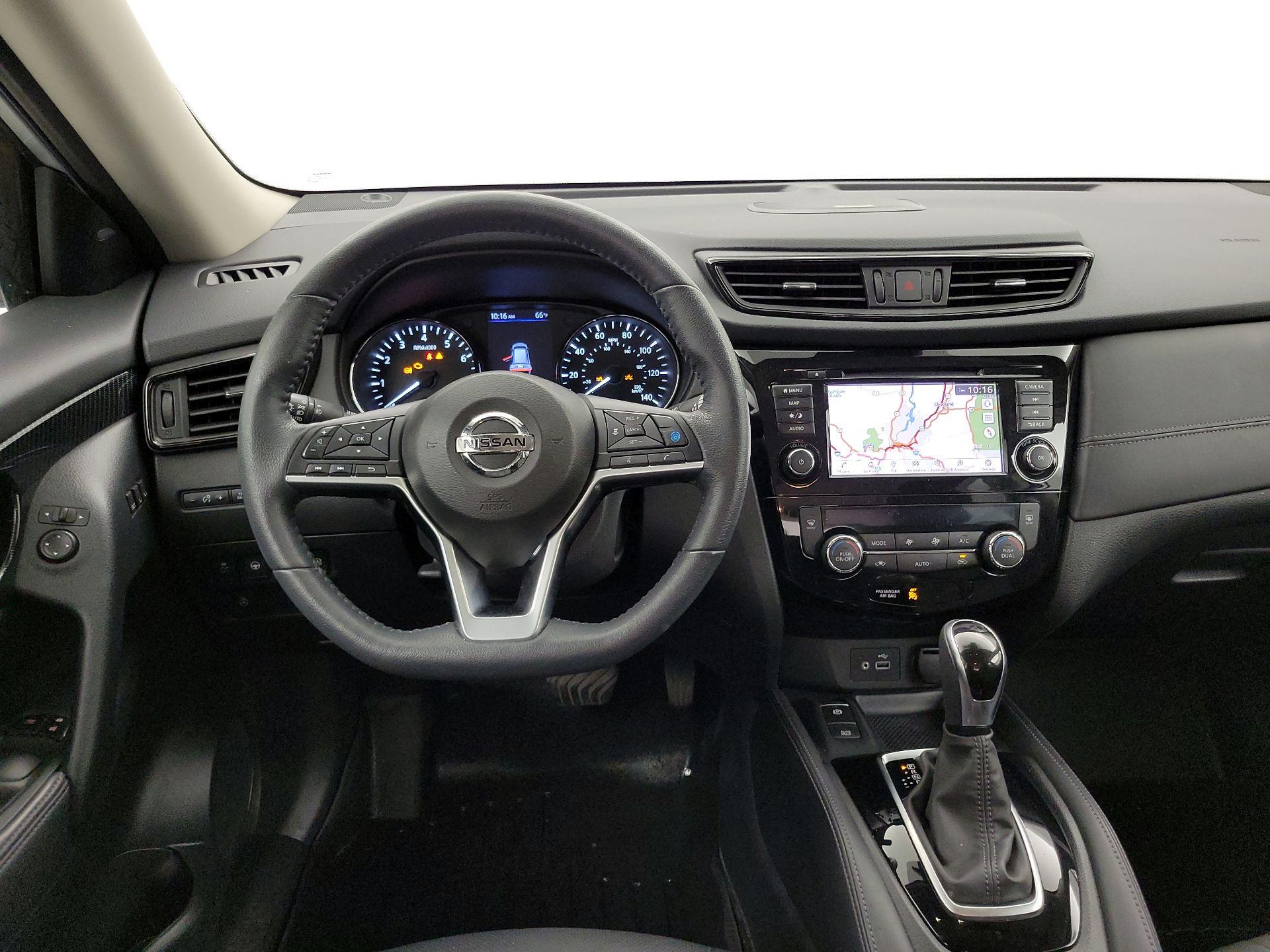 Thumbnail: 2020 Nissan Rogue - 10