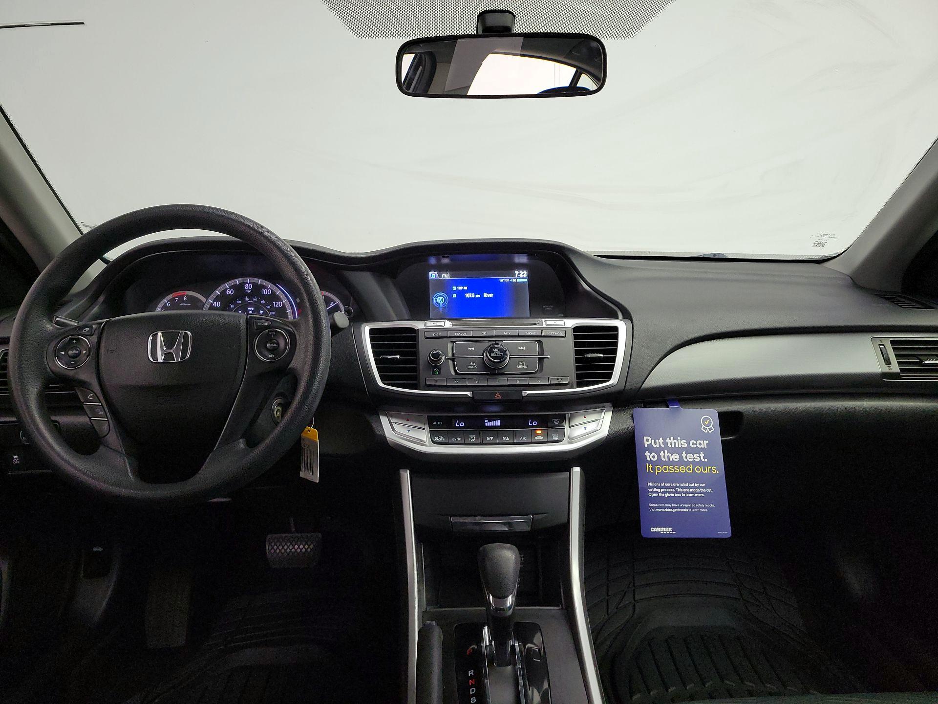 Thumbnail: 2015 Honda Accord - 9