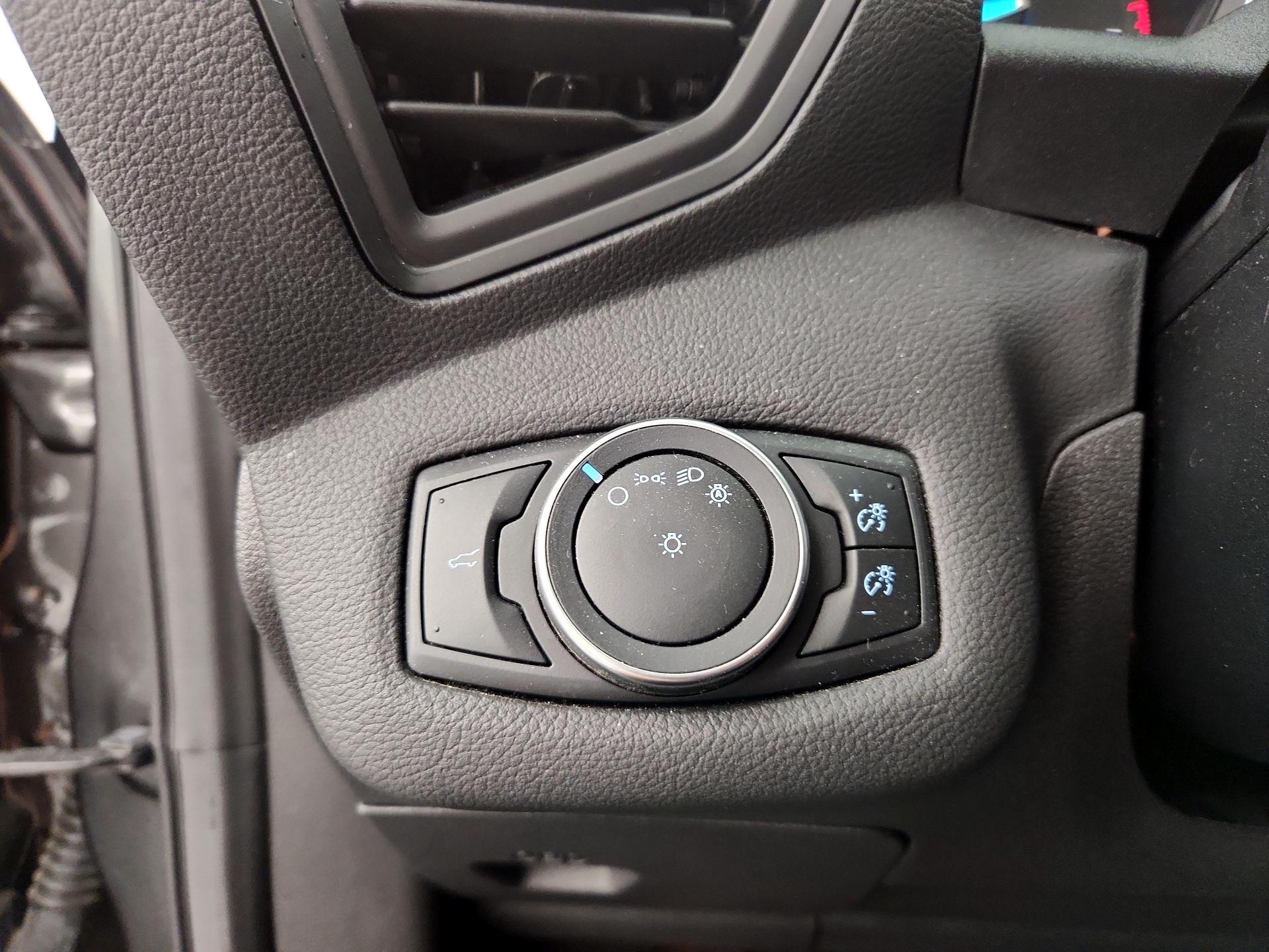 Thumbnail: 2017 Ford Escape - 13