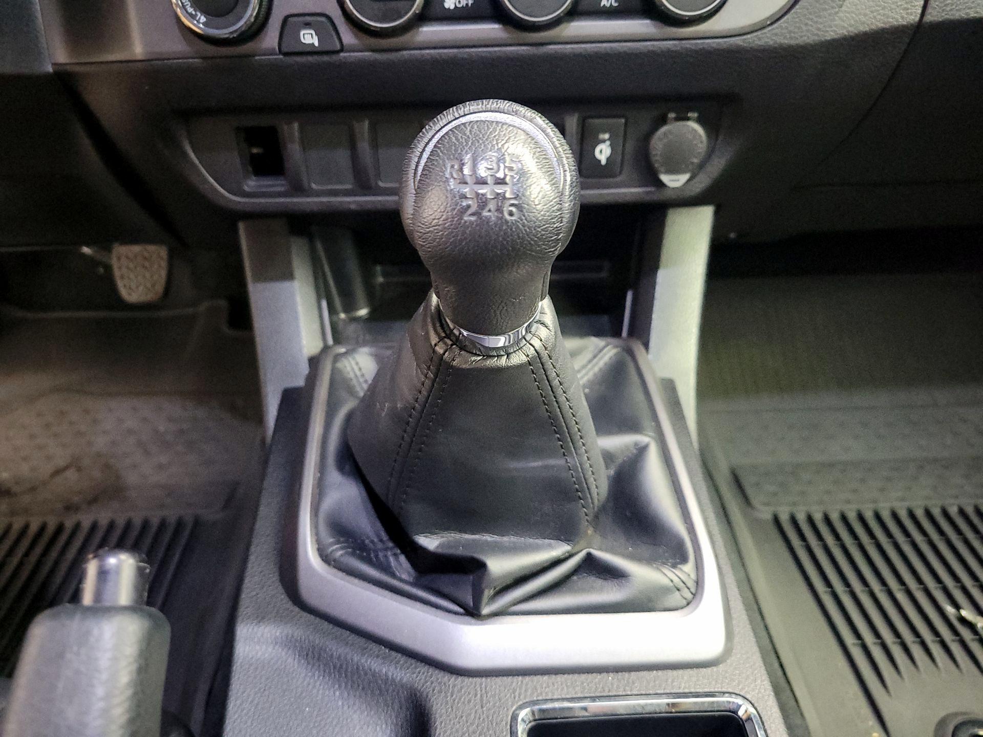 Thumbnail: 2023 Toyota Tacoma - 18