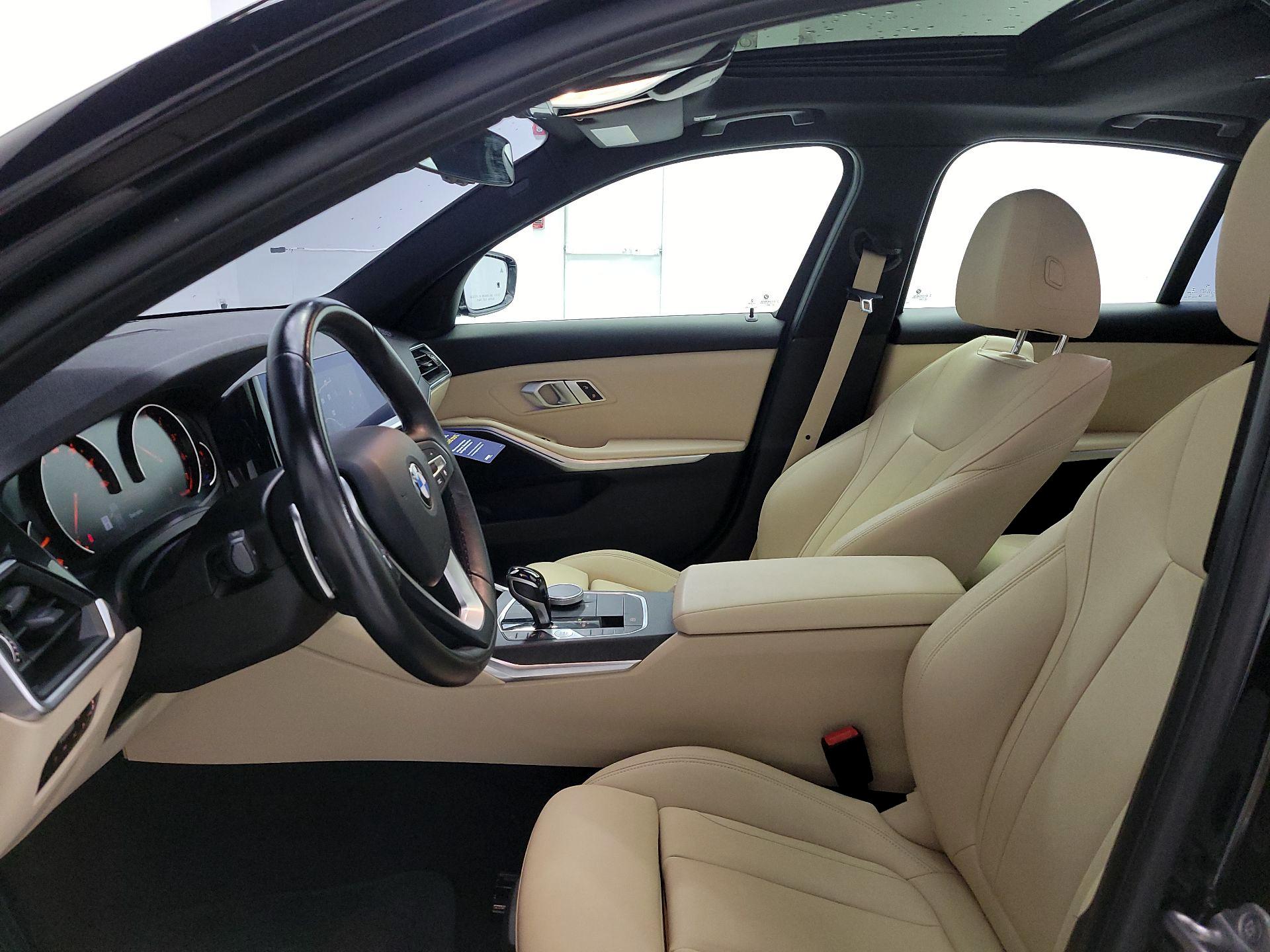 Thumbnail: 2020 BMW 3 Series - 11