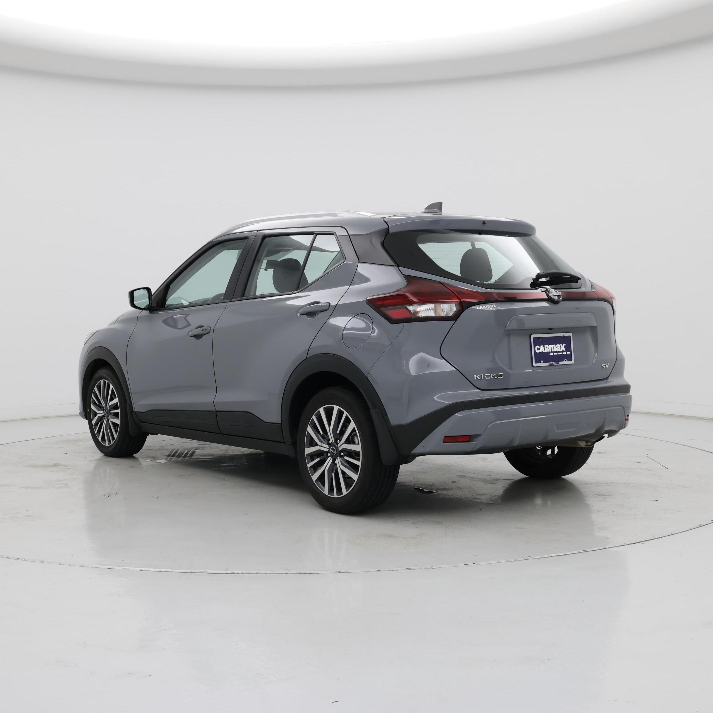 Thumbnail: 2023 Nissan Kicks - 2