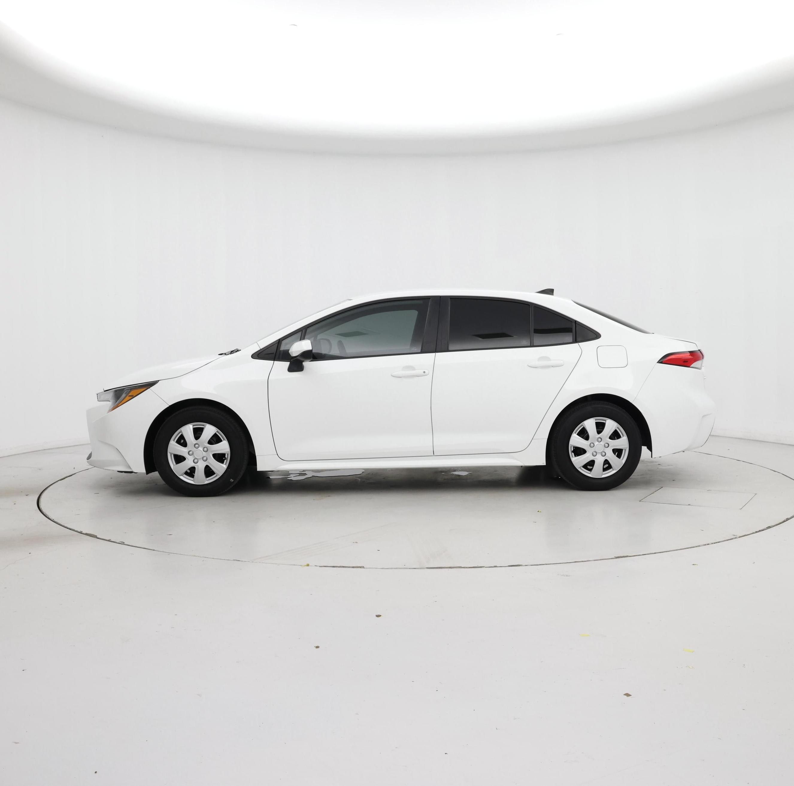 Thumbnail: 2022 Toyota Corolla - 3