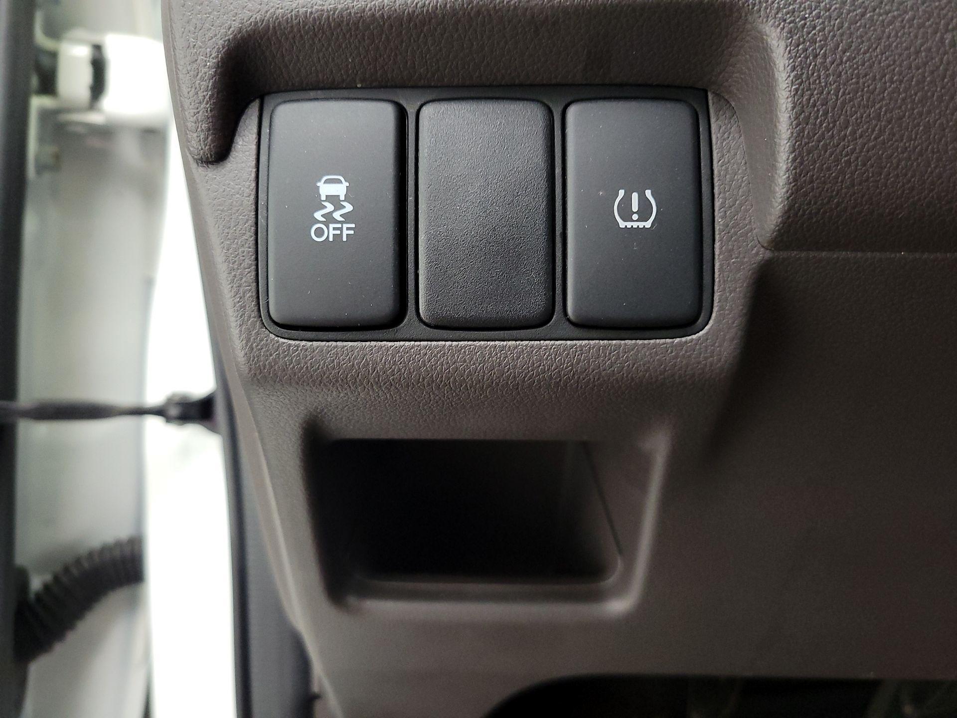 Thumbnail: 2014 Honda CR-V - 13