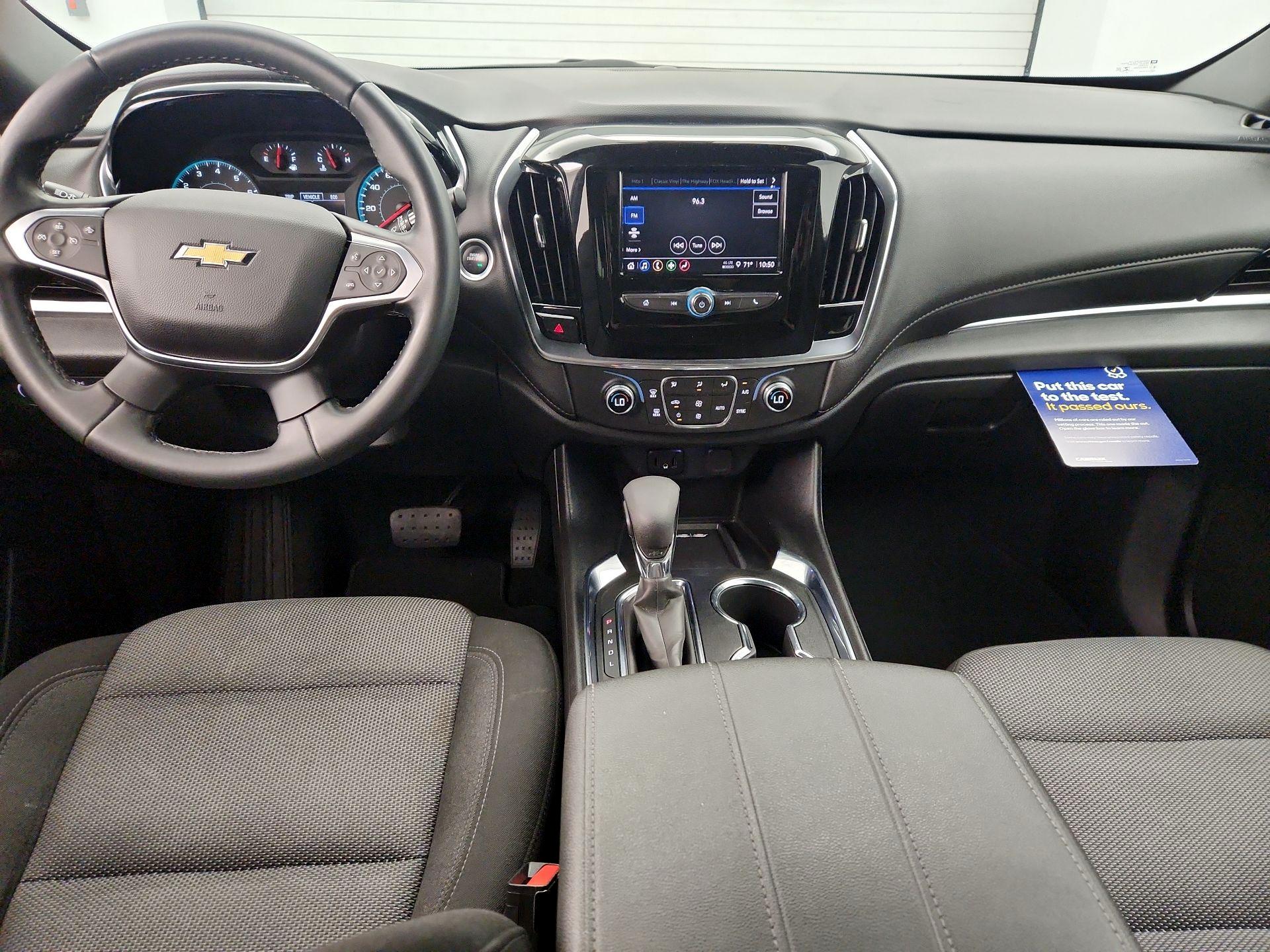 Thumbnail: 2023 Chevrolet Traverse - 9