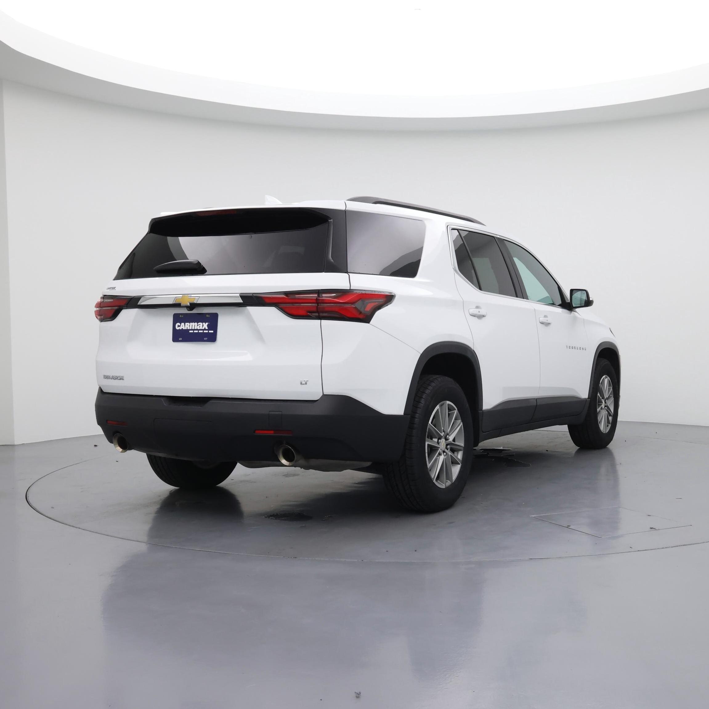 Thumbnail: 2023 Chevrolet Traverse - 8