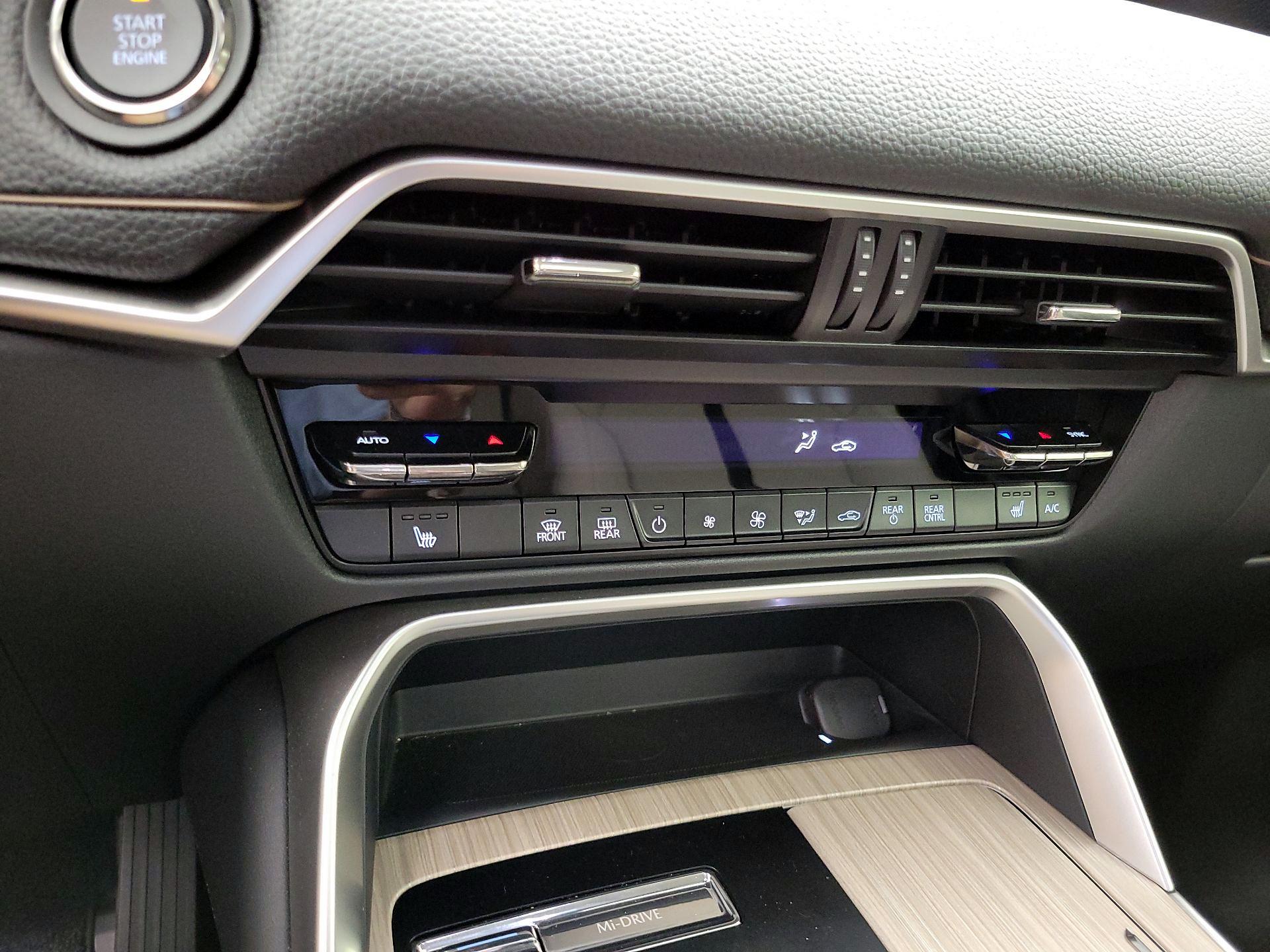 Thumbnail: 2024 Mazda CX-90 - 16