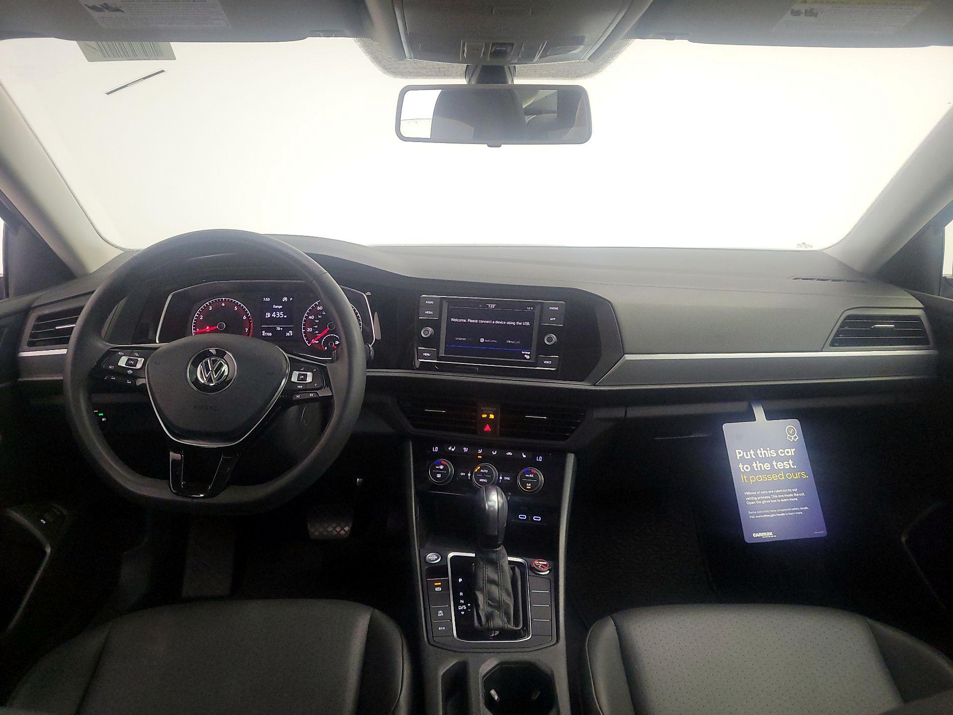 Thumbnail: 2020 Volkswagen Jetta - 9