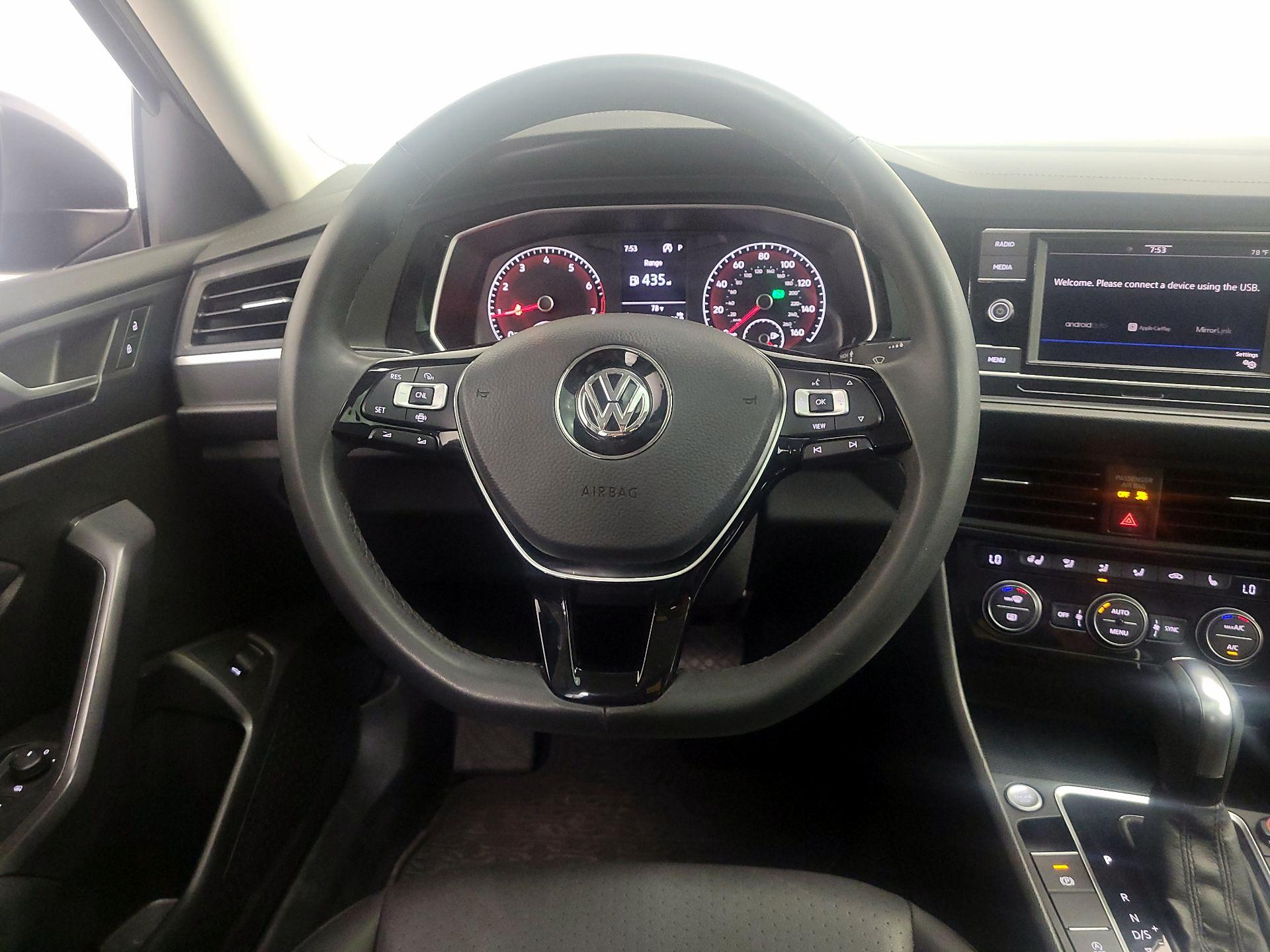 Thumbnail: 2020 Volkswagen Jetta - 10