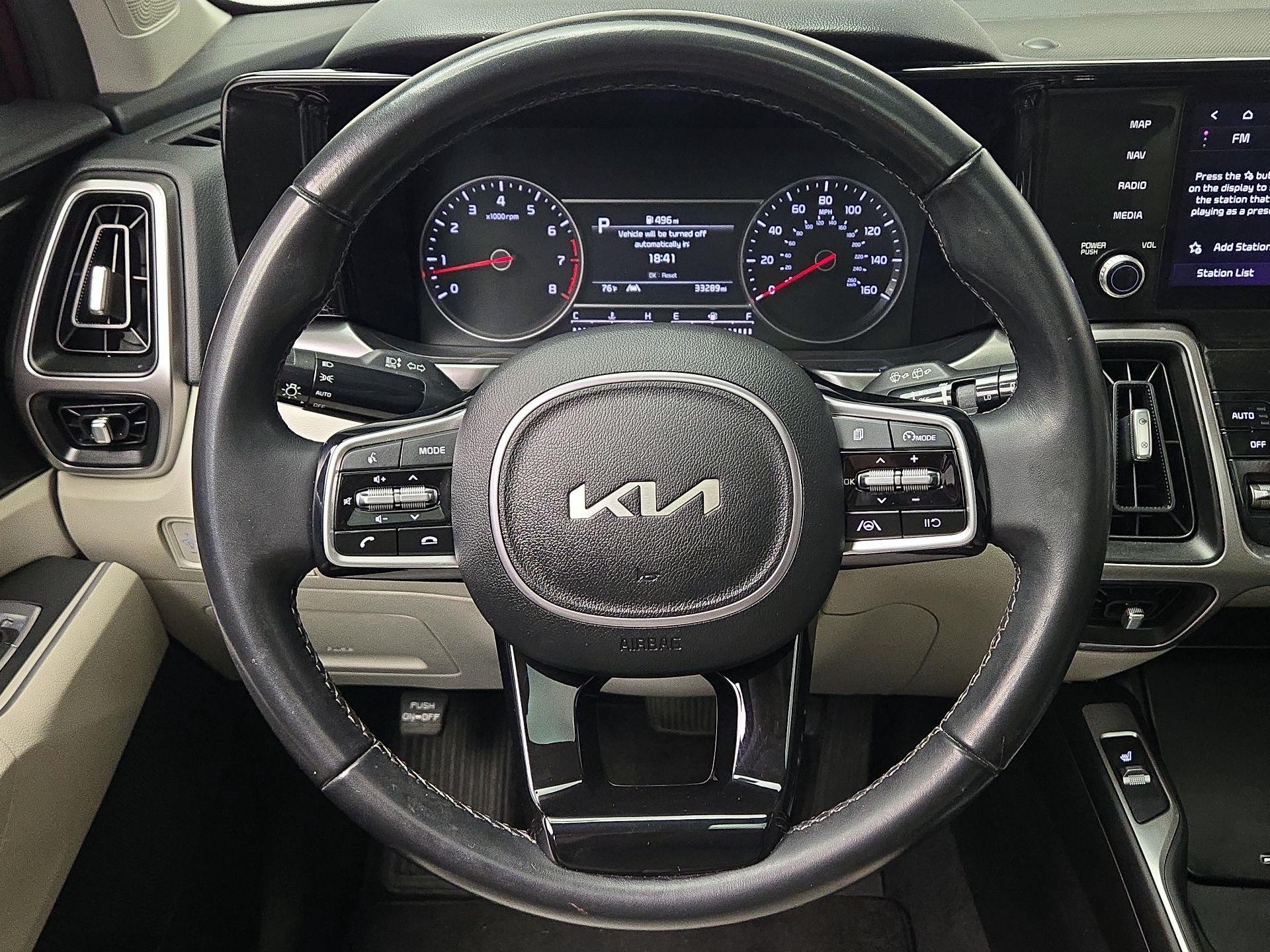 Thumbnail: 2023 Kia Sorento - 10