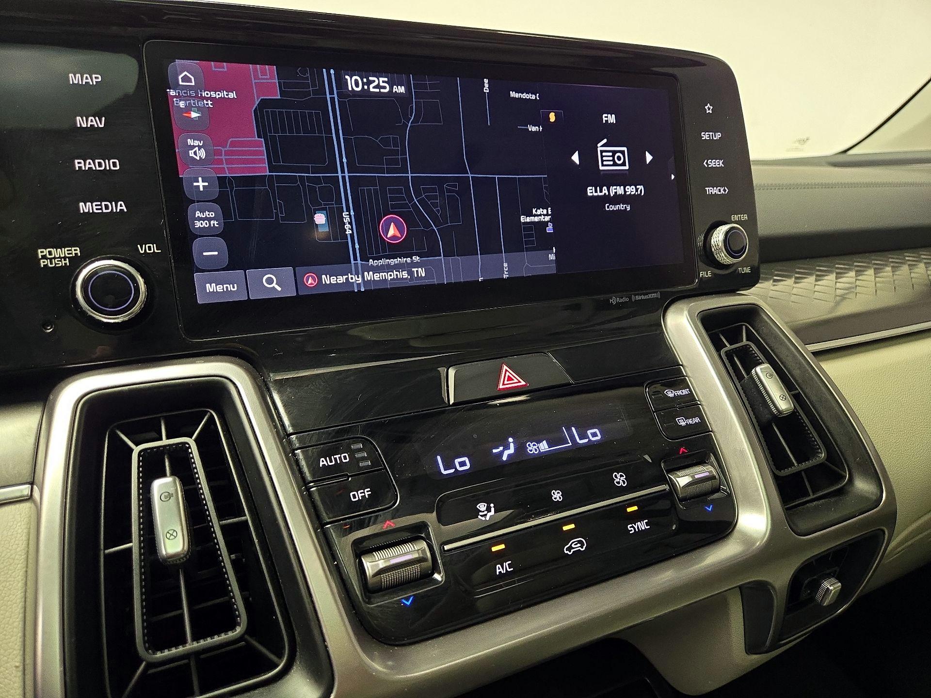 Thumbnail: 2023 Kia Sorento - 14