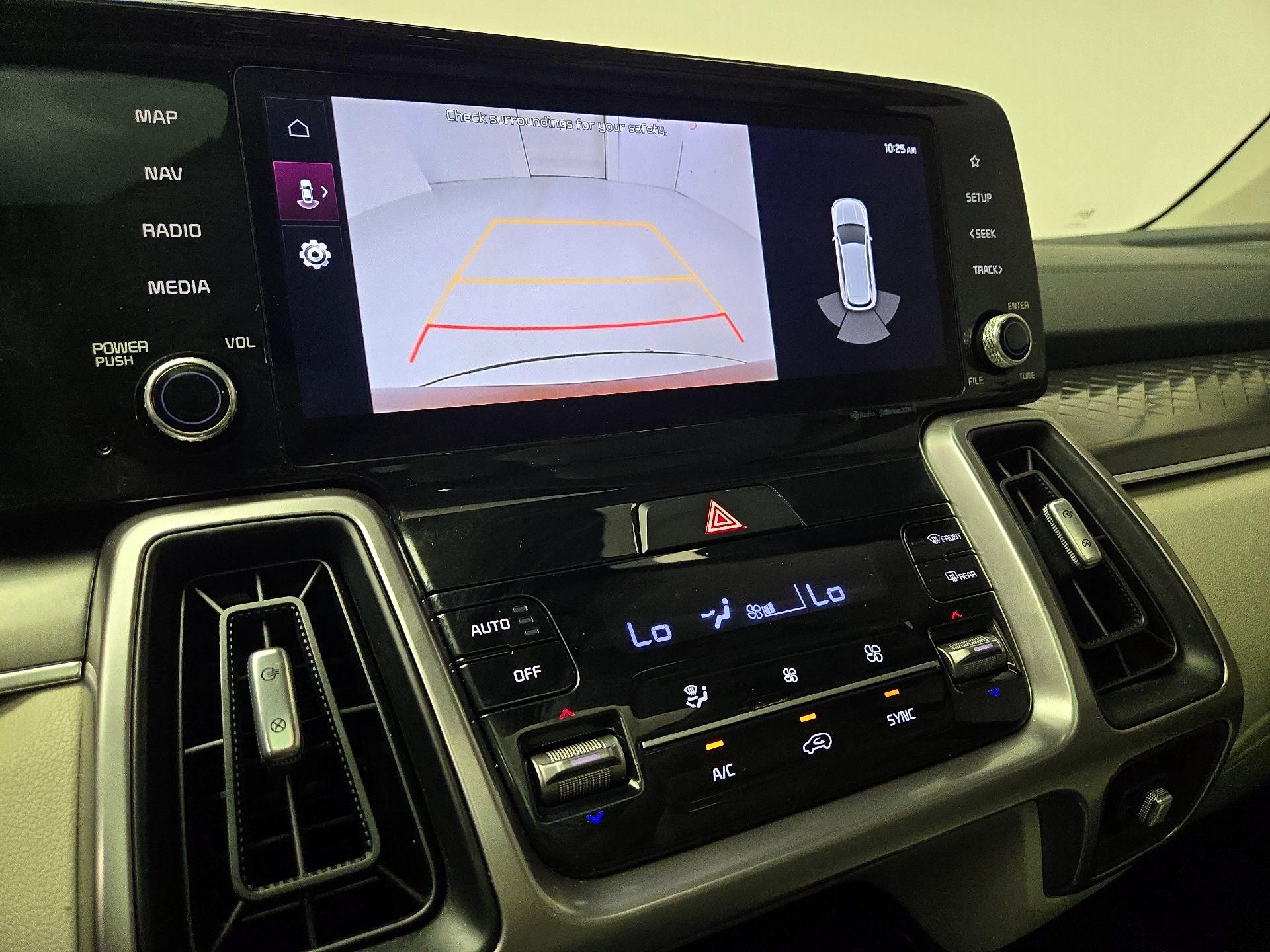 Thumbnail: 2023 Kia Sorento - 15
