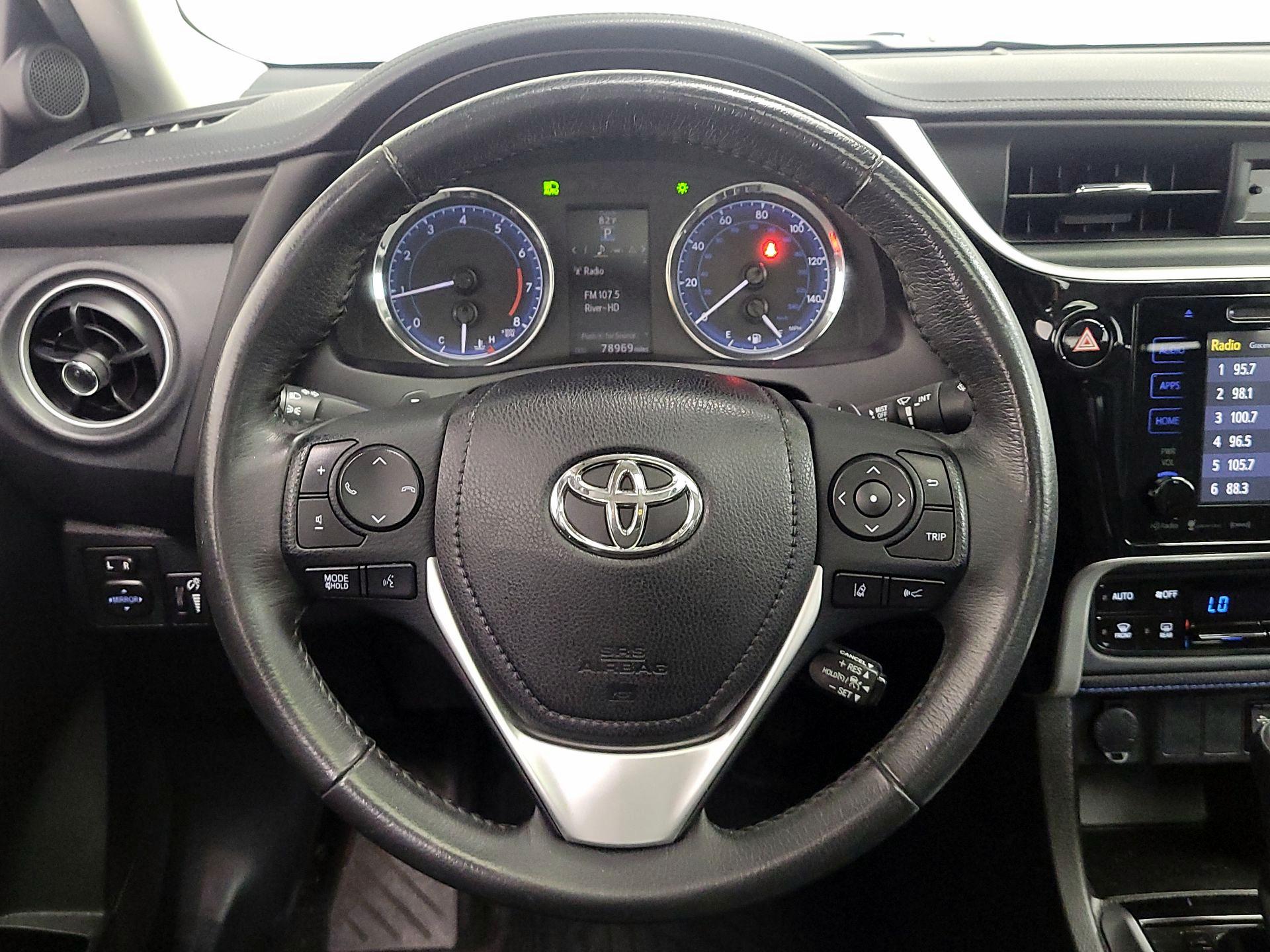 Thumbnail: 2018 Toyota Corolla - 10