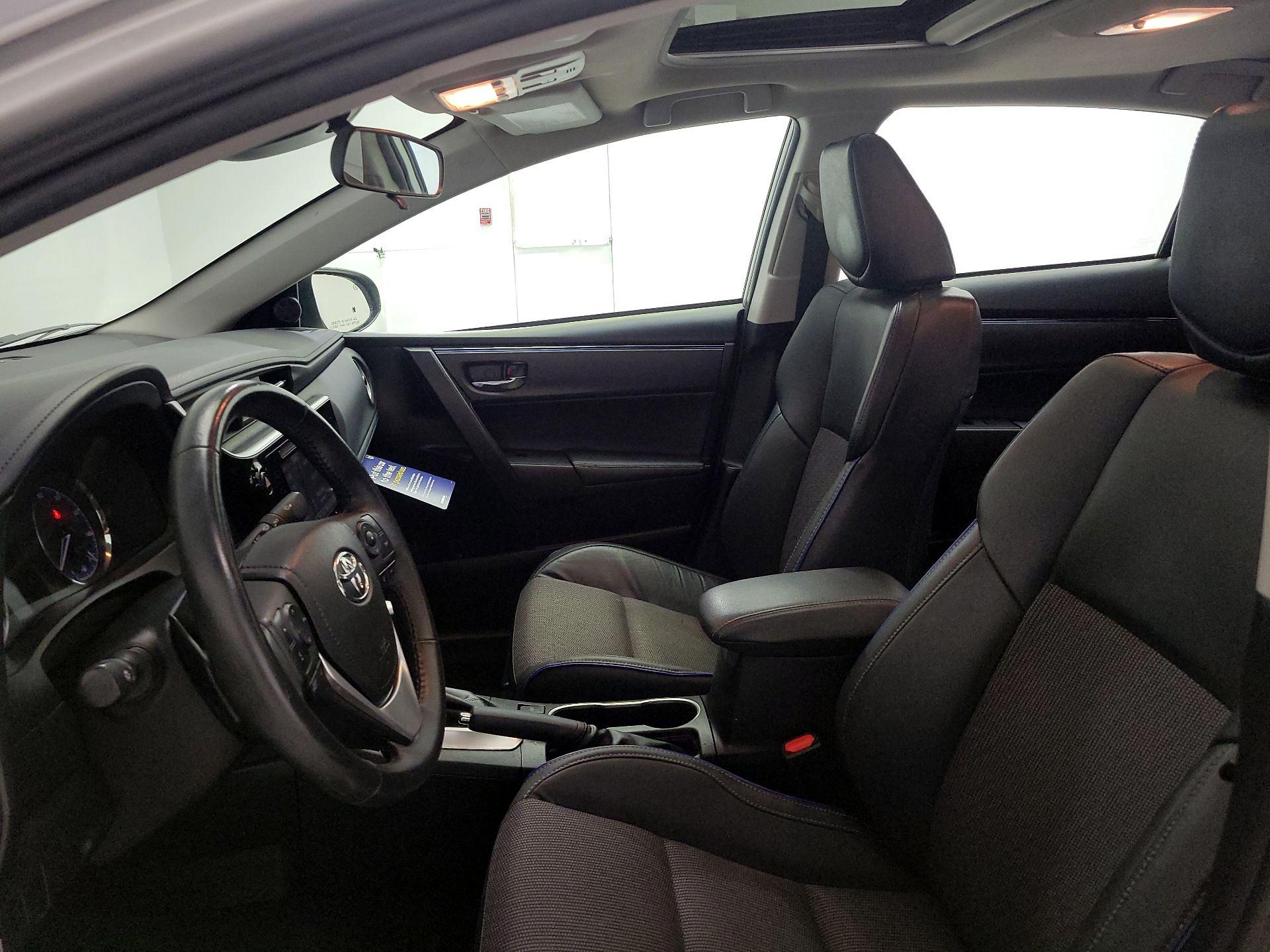 Thumbnail: 2018 Toyota Corolla - 11