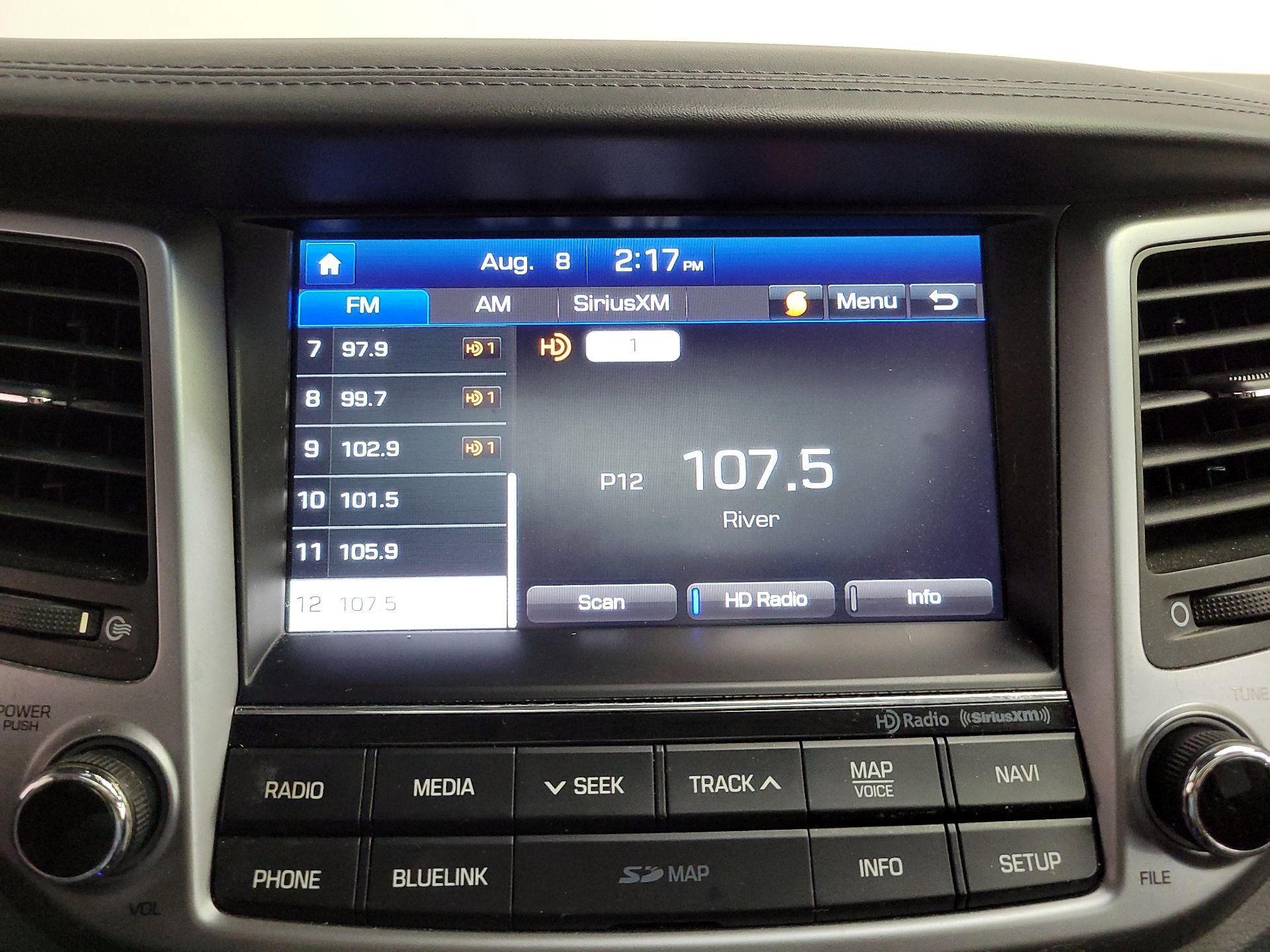 Thumbnail: 2016 Hyundai Tucson - 16