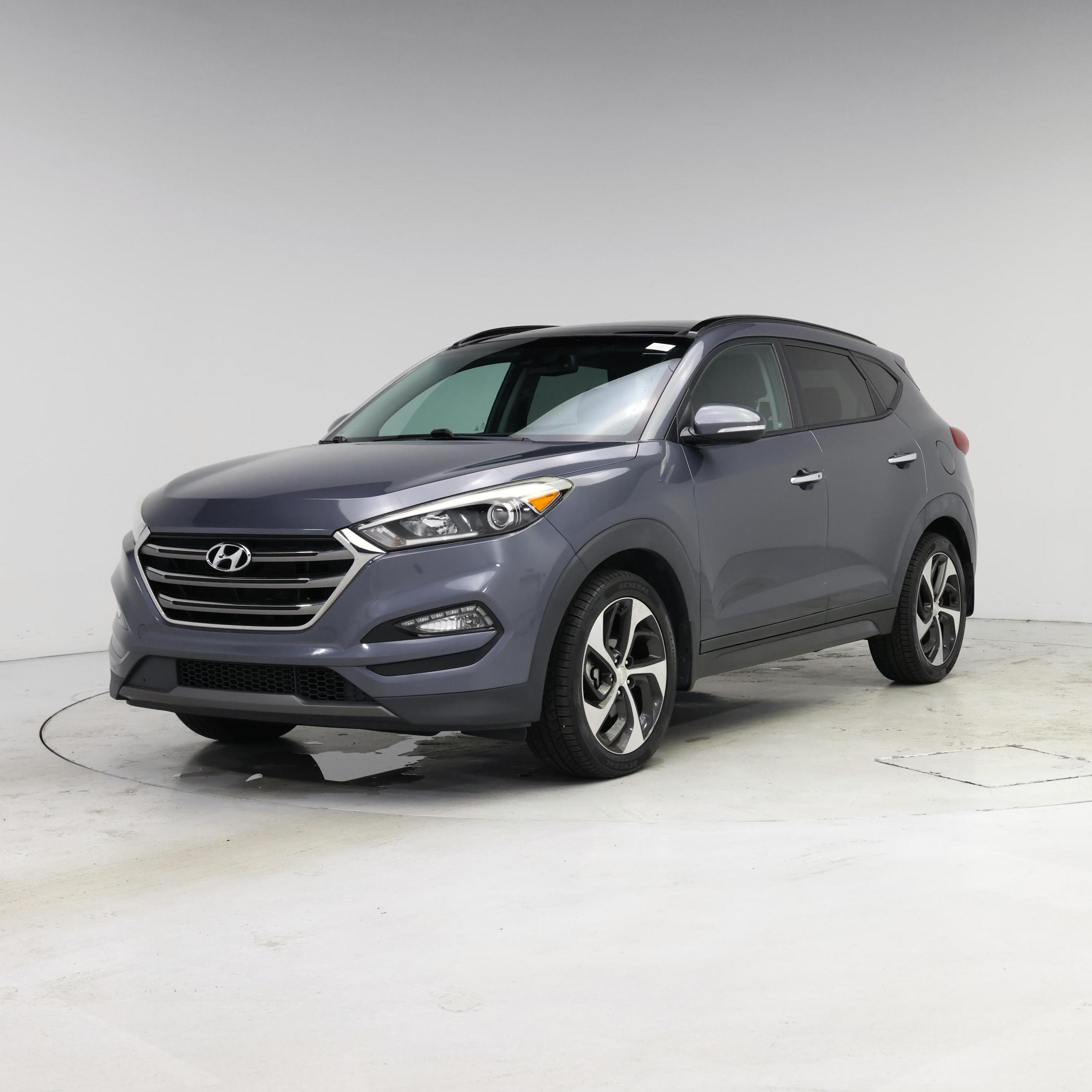 Thumbnail: 2016 Hyundai Tucson - 4