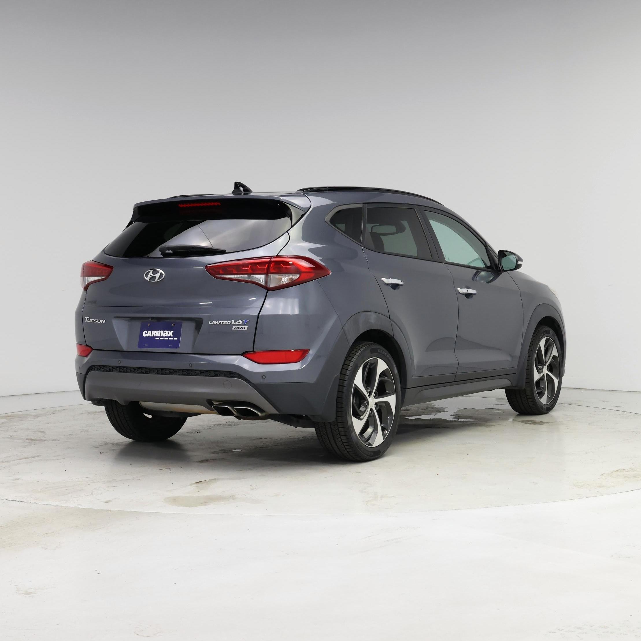 Thumbnail: 2016 Hyundai Tucson - 8