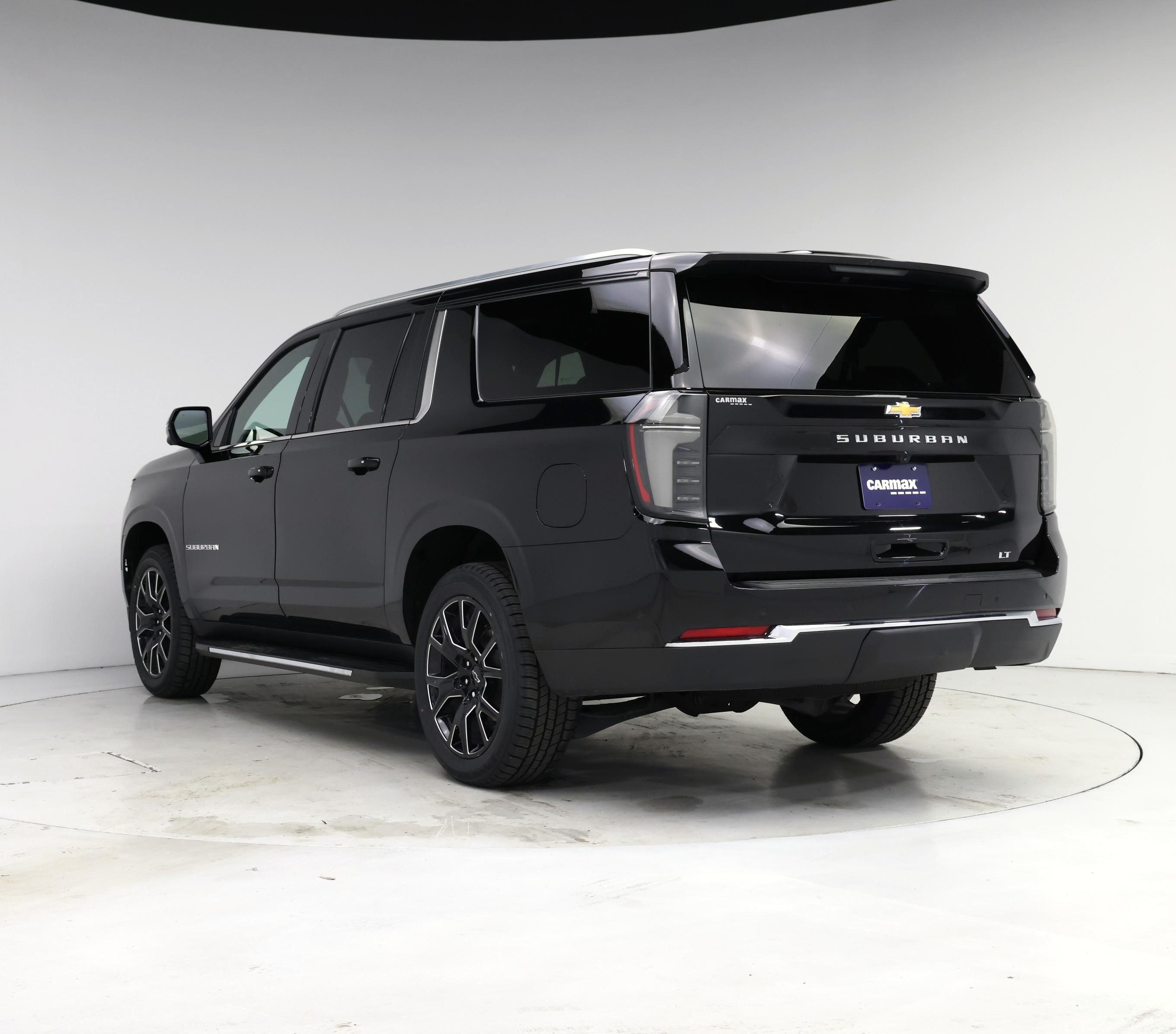 Thumbnail: 2025 Chevrolet Suburban - 2