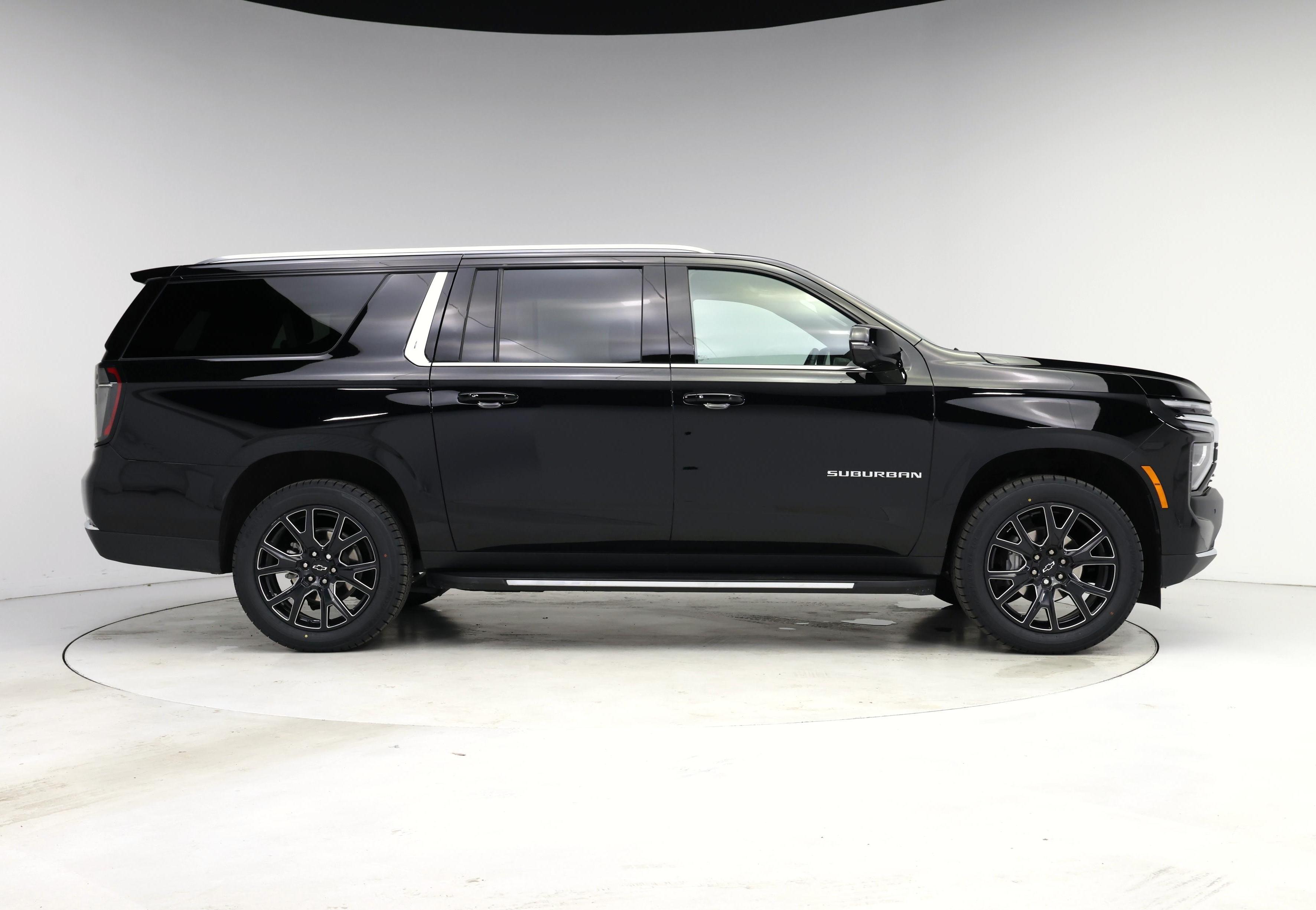 Thumbnail: 2025 Chevrolet Suburban - 7