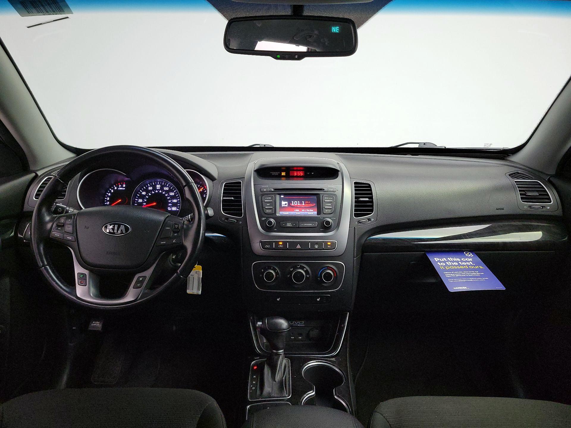 Thumbnail: 2015 Kia Sorento - 9