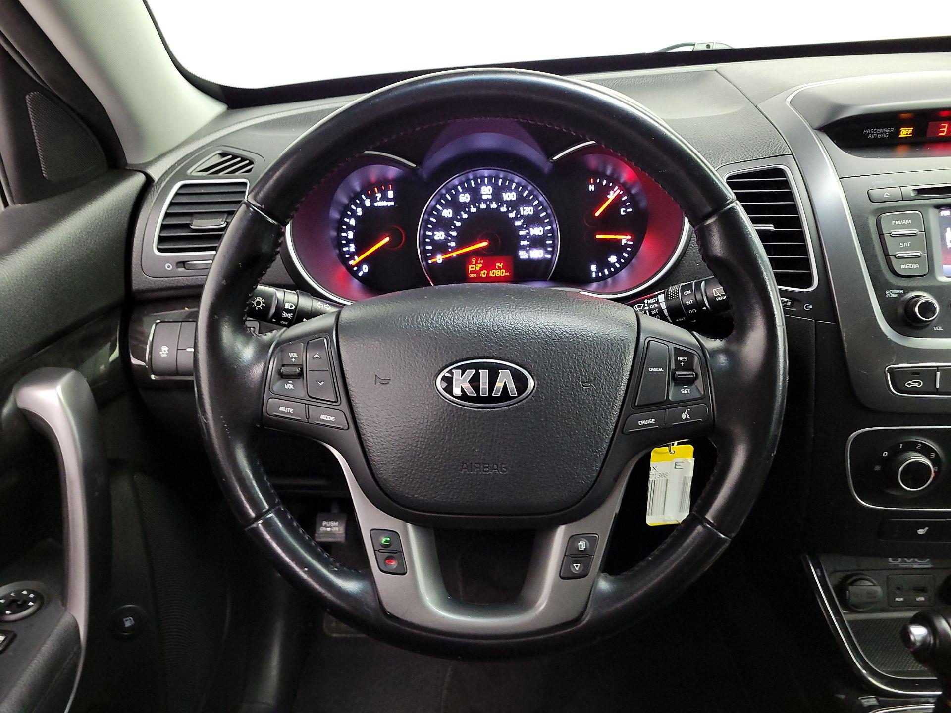 Thumbnail: 2015 Kia Sorento - 10