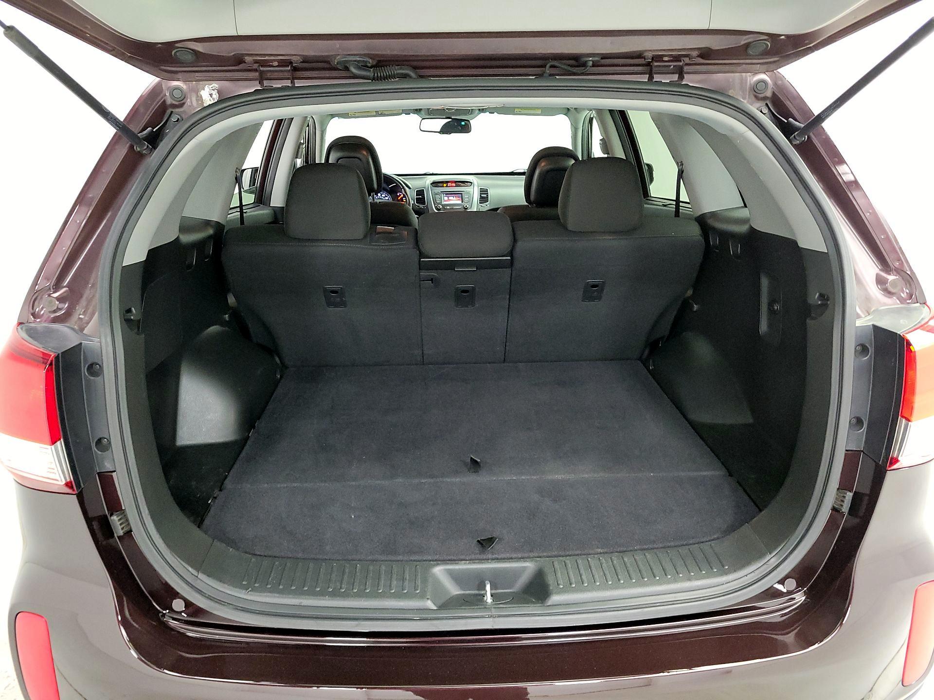 Thumbnail: 2015 Kia Sorento - 20