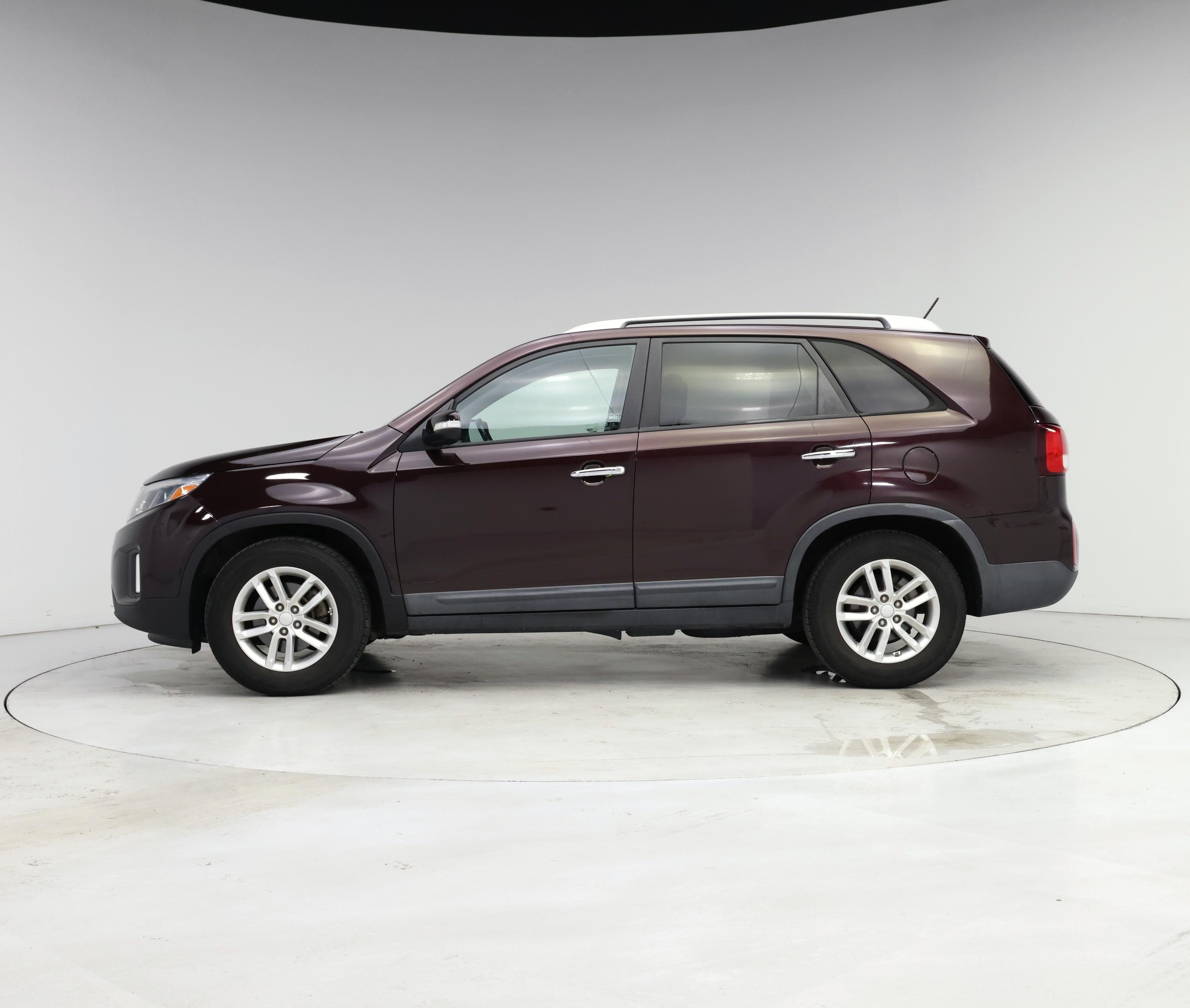 Thumbnail: 2015 Kia Sorento - 3