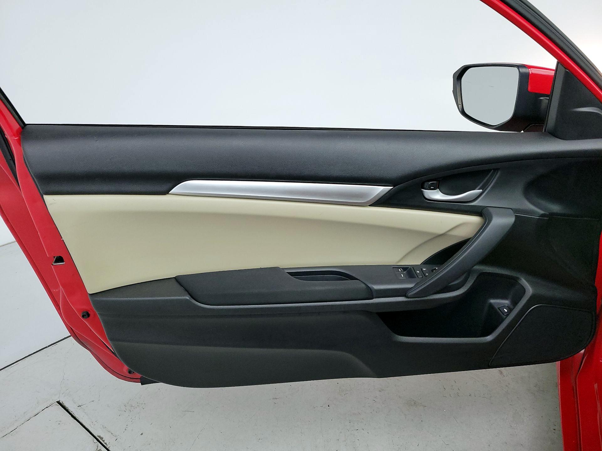 Thumbnail: 2017 Honda Civic - 13