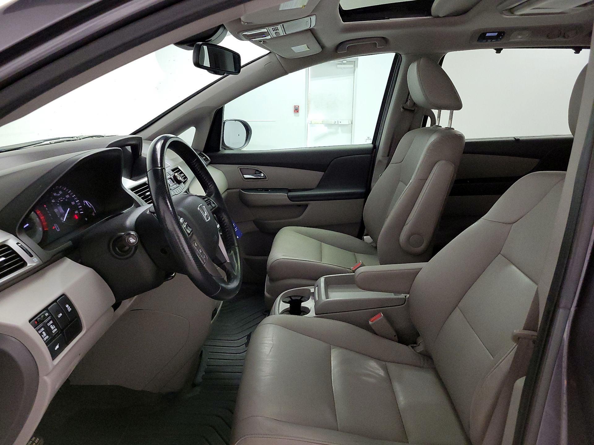 Thumbnail: 2015 Honda Odyssey - 11