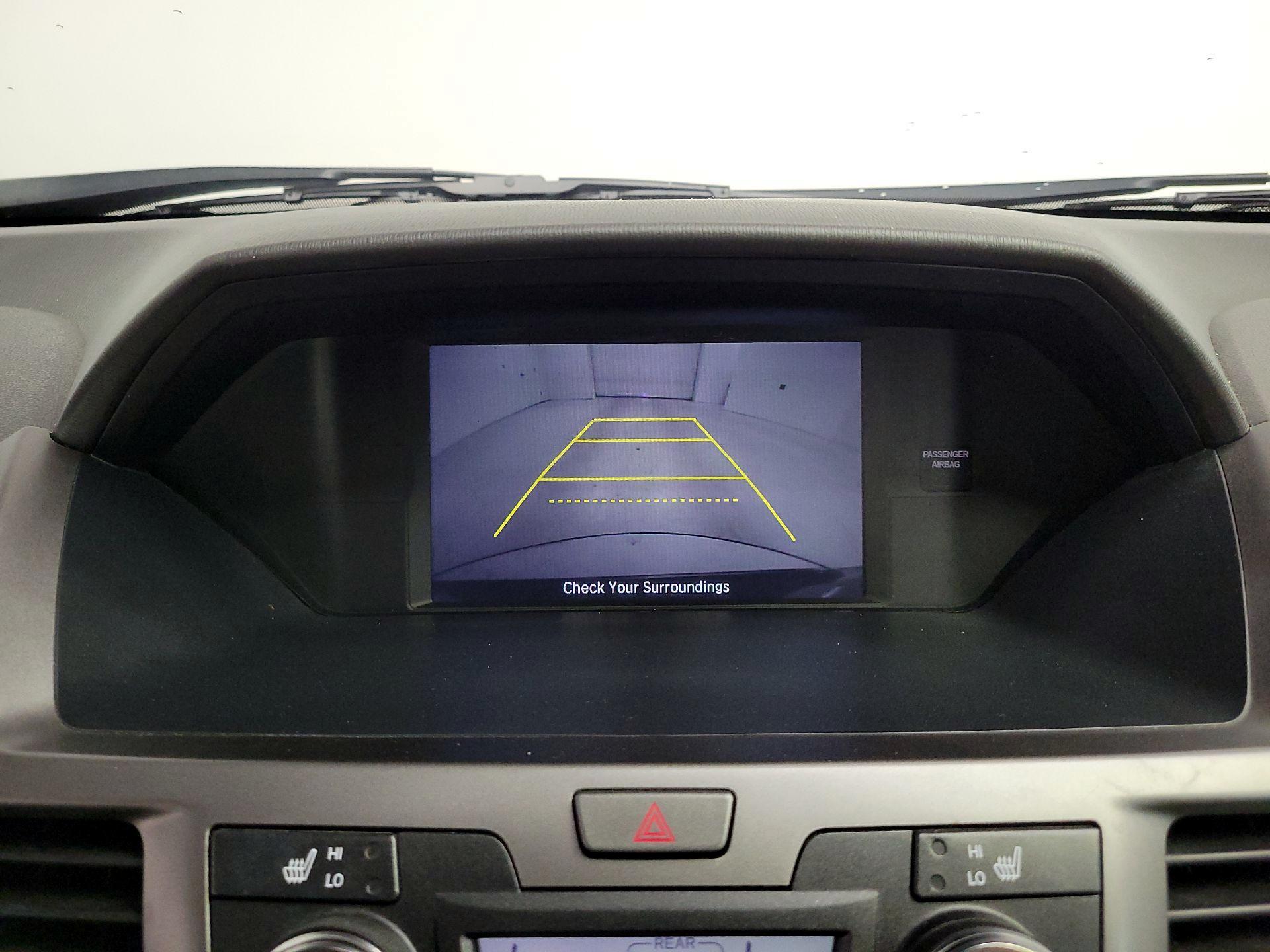 Thumbnail: 2015 Honda Odyssey - 14