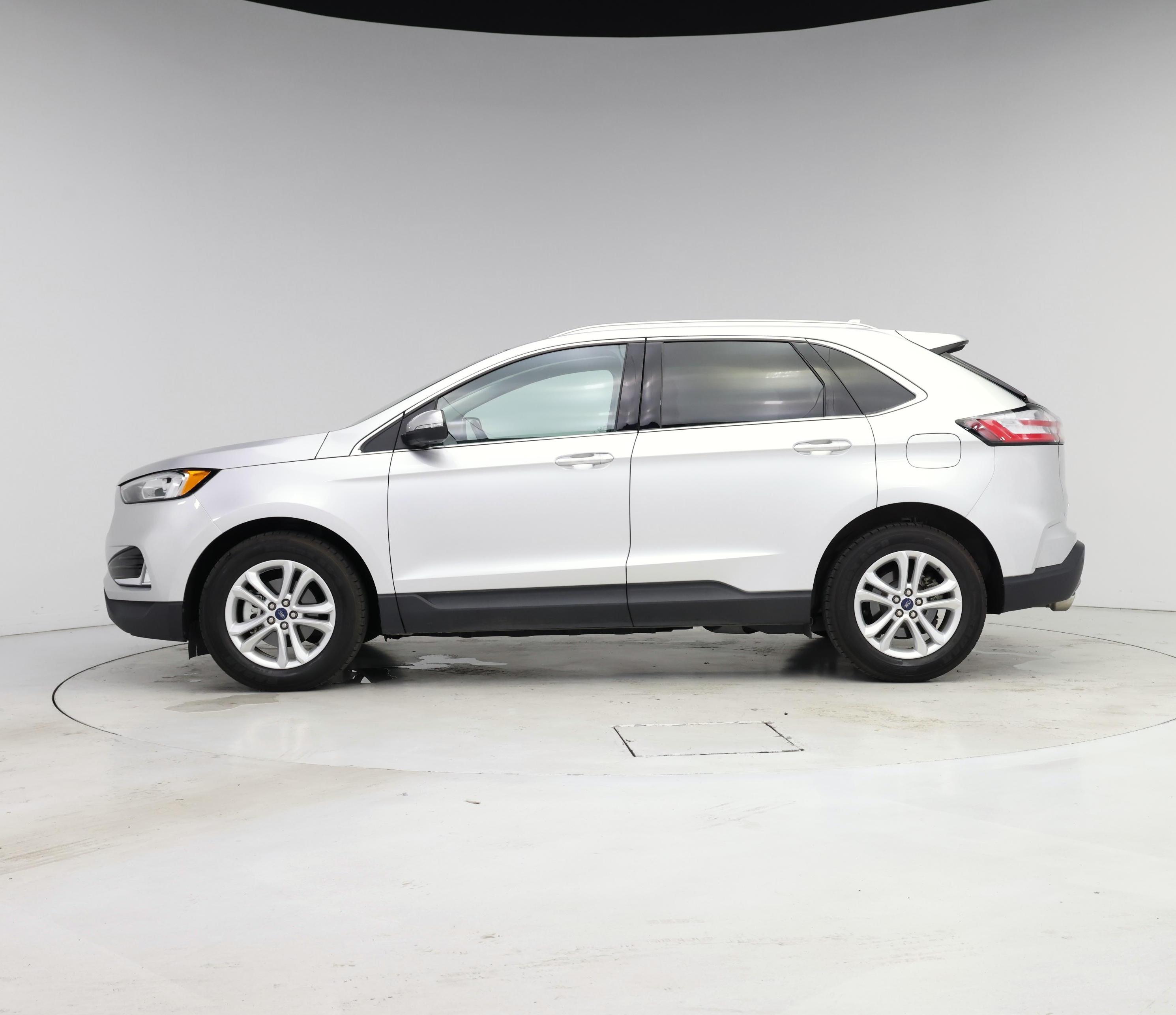 Thumbnail: 2019 Ford Edge - 3