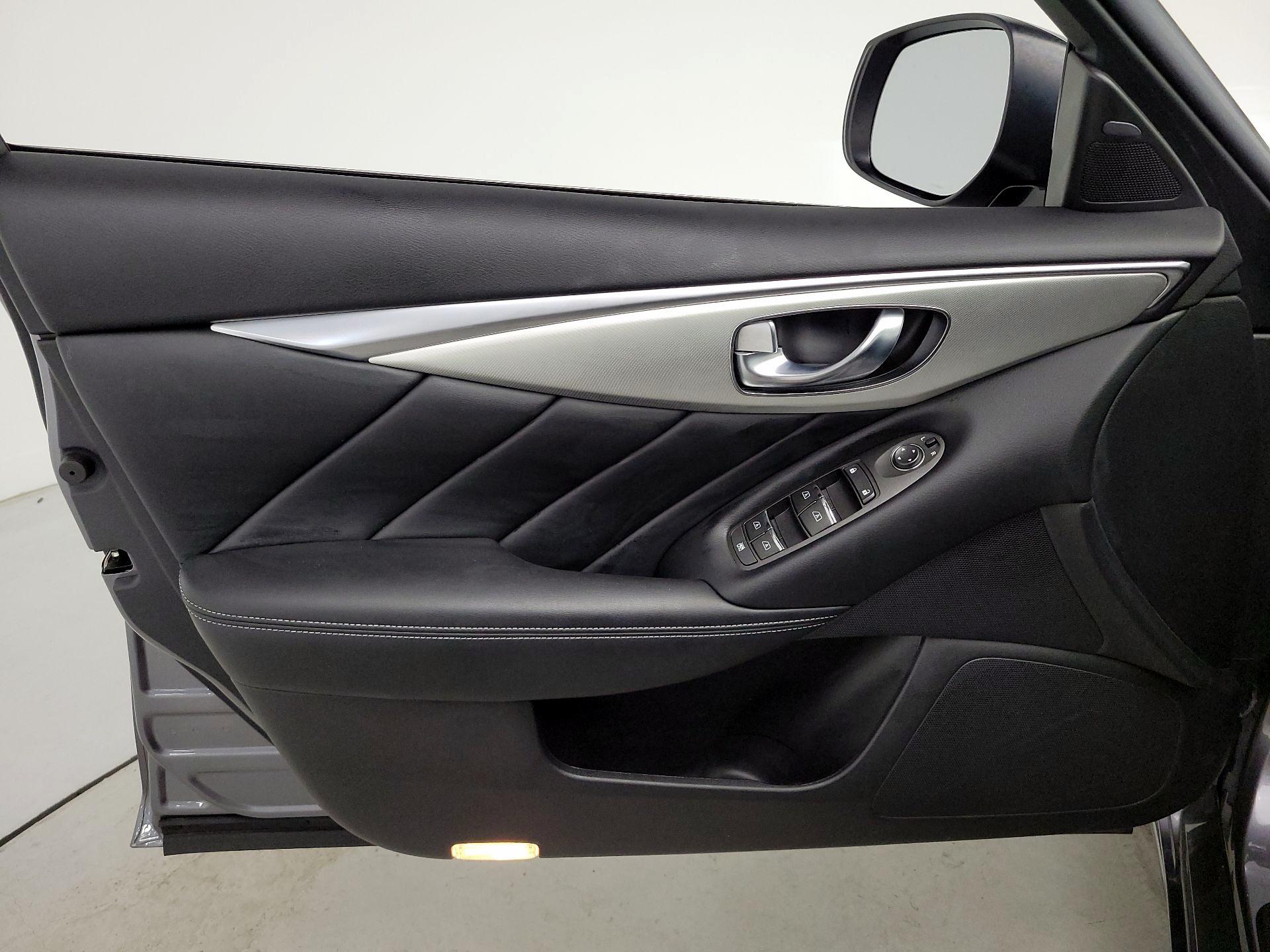 Thumbnail: 2020 INFINITI Q50 - 12