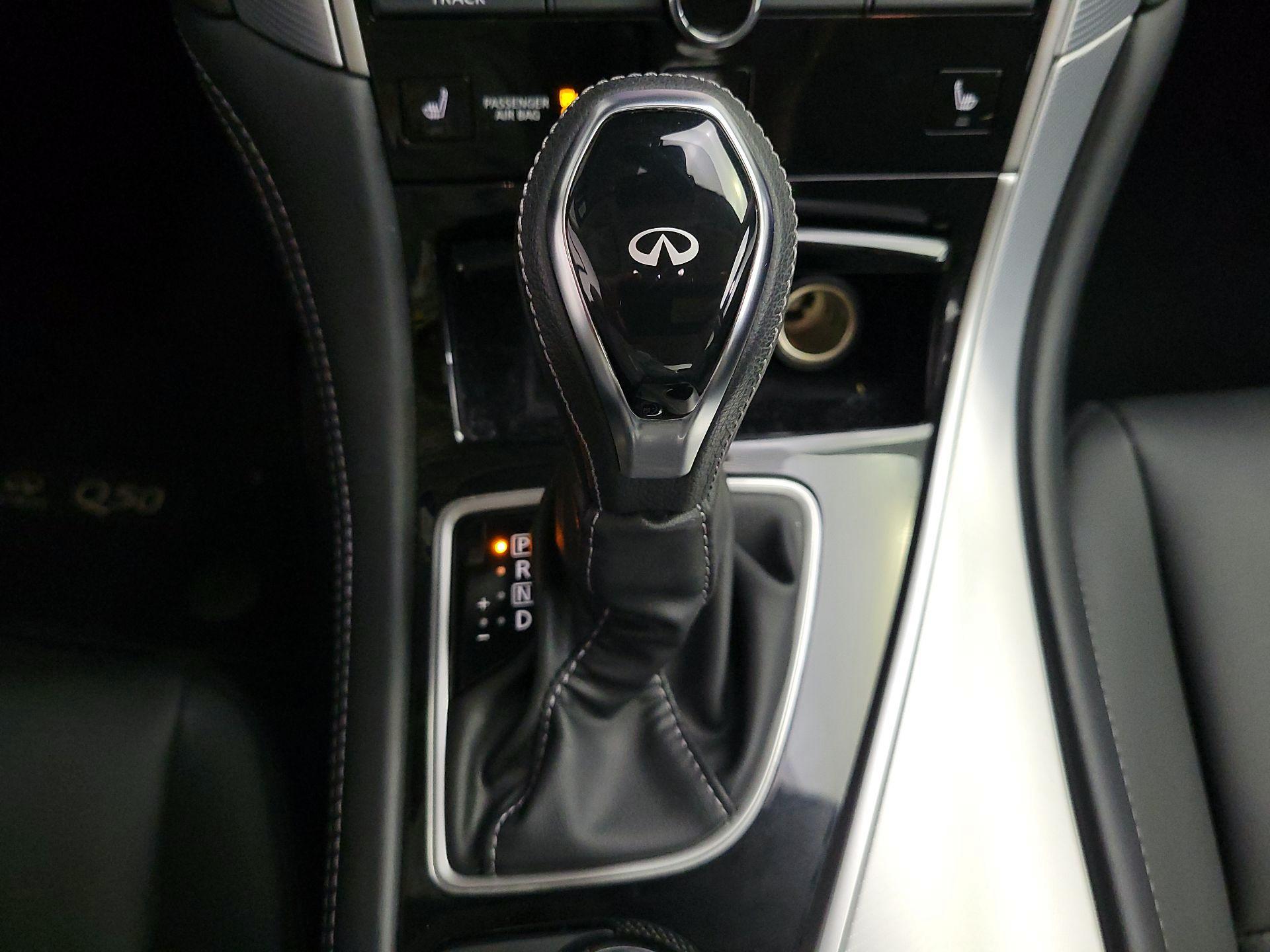 Thumbnail: 2020 INFINITI Q50 - 18