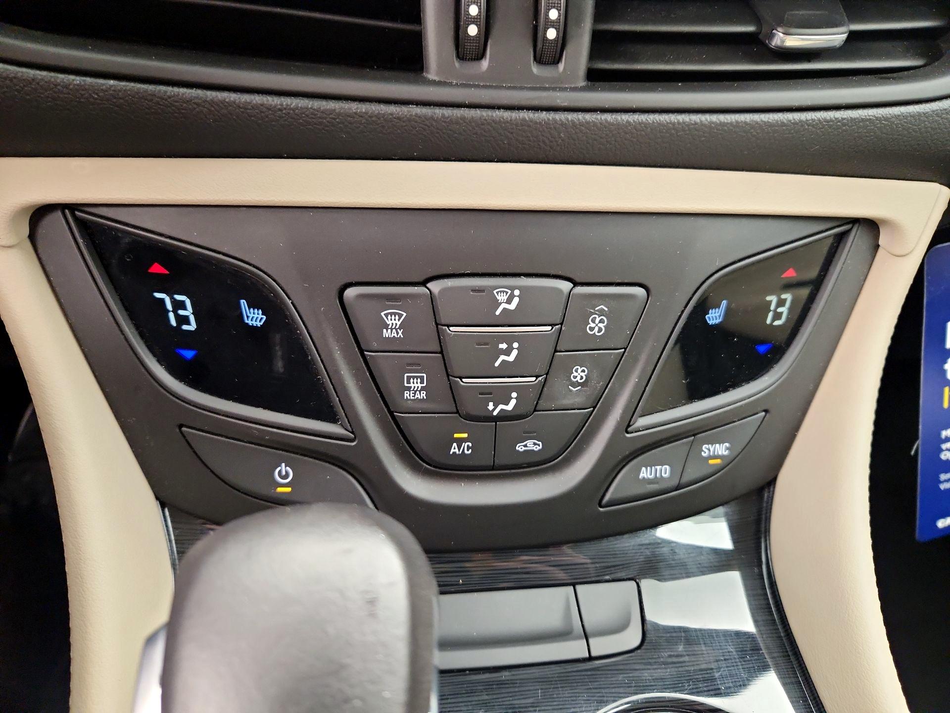 Thumbnail: 2017 Buick Envision - 16