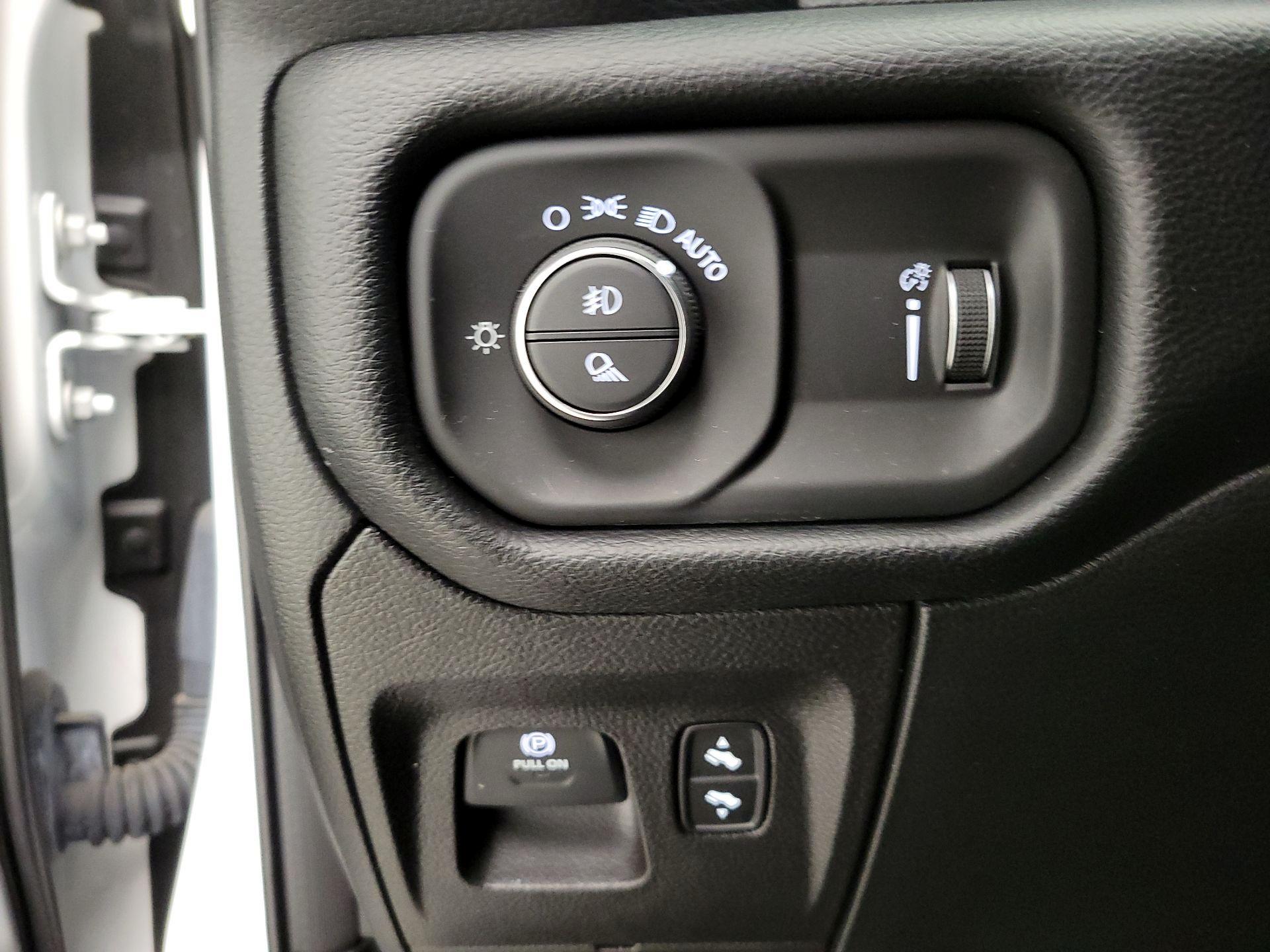 Thumbnail: 2021 RAM 1500 - 13