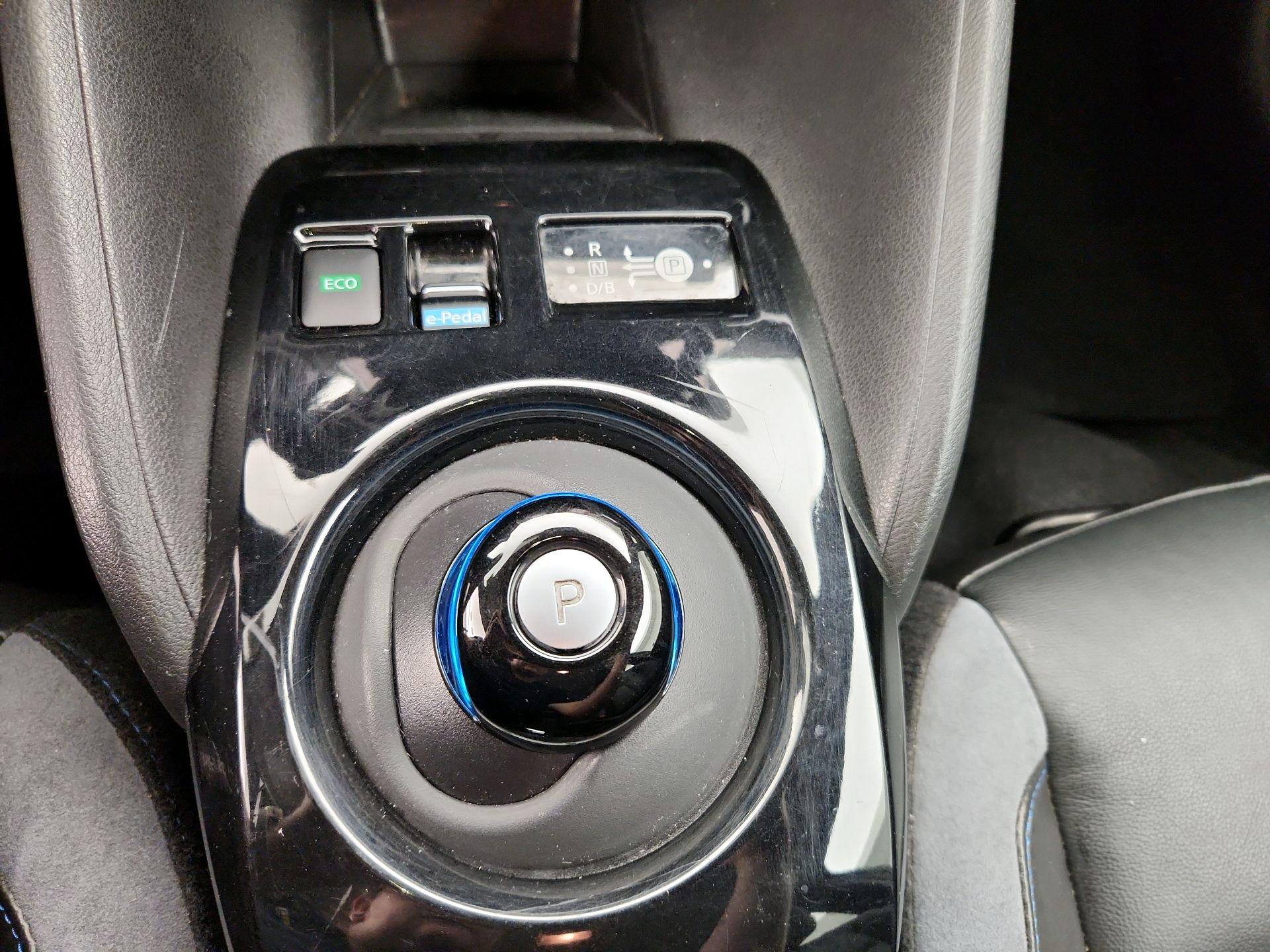 Thumbnail: 2019 Nissan Leaf - 18