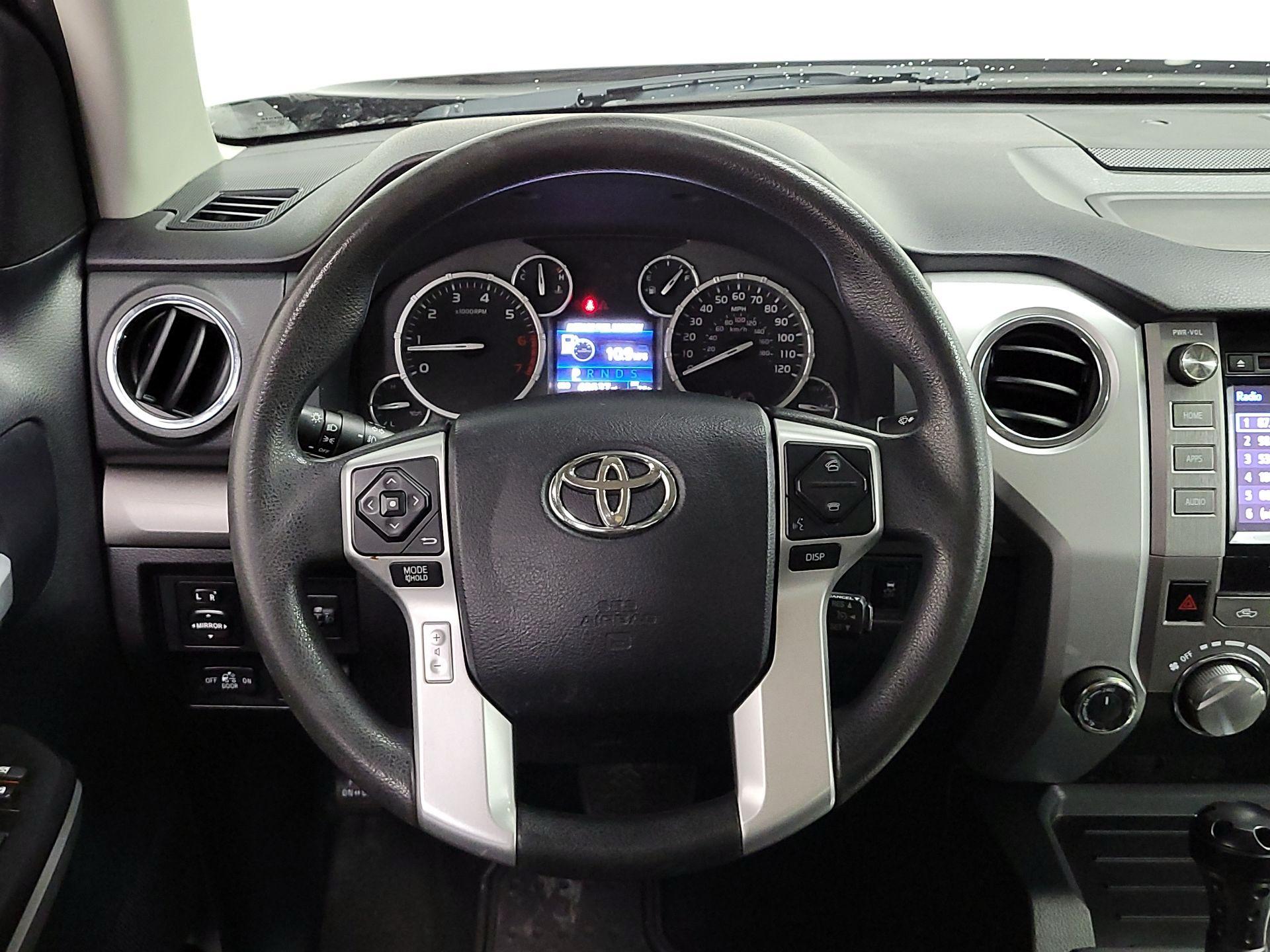 Thumbnail: 2015 Toyota Tundra - 10
