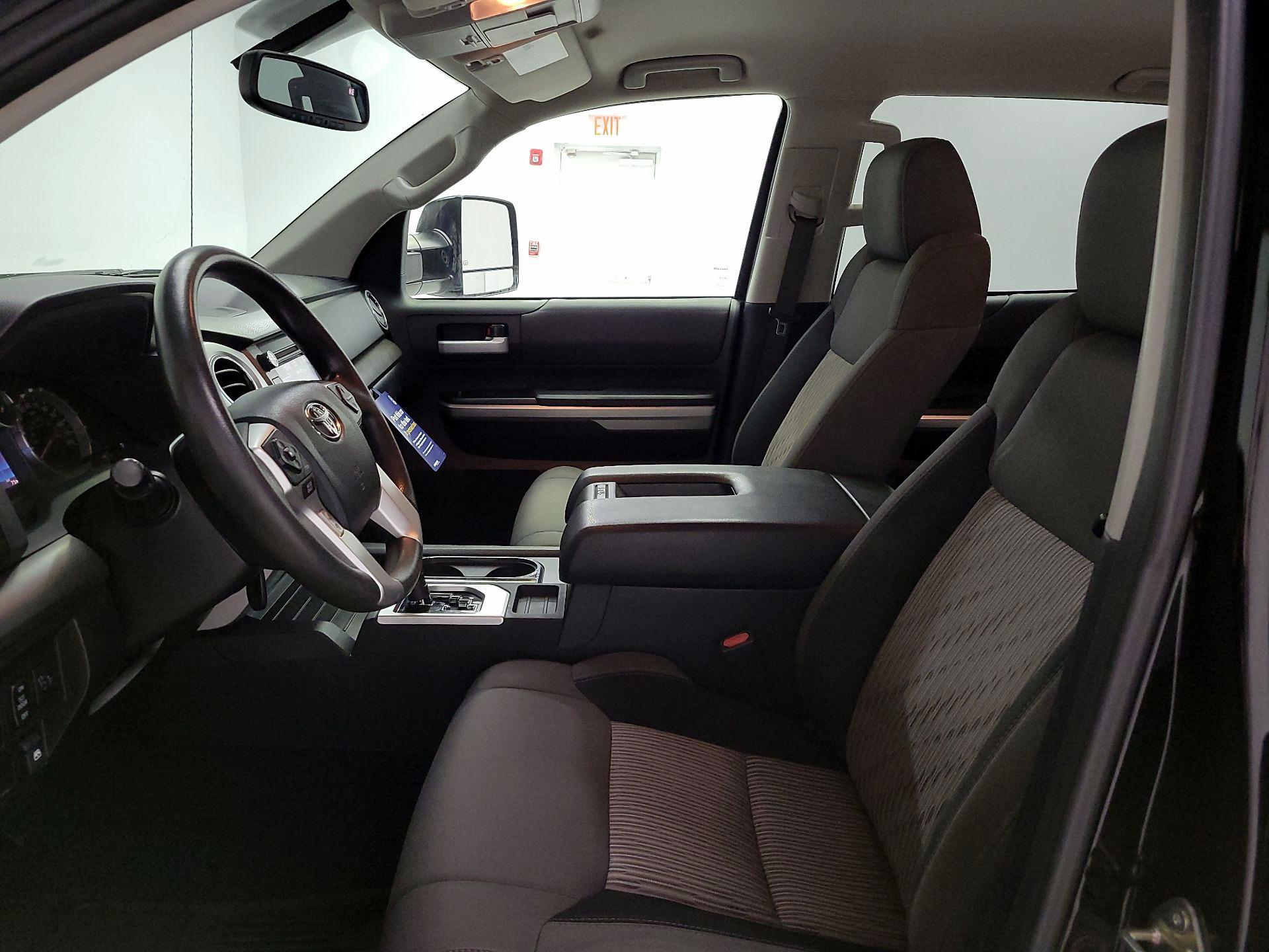 Thumbnail: 2015 Toyota Tundra - 11