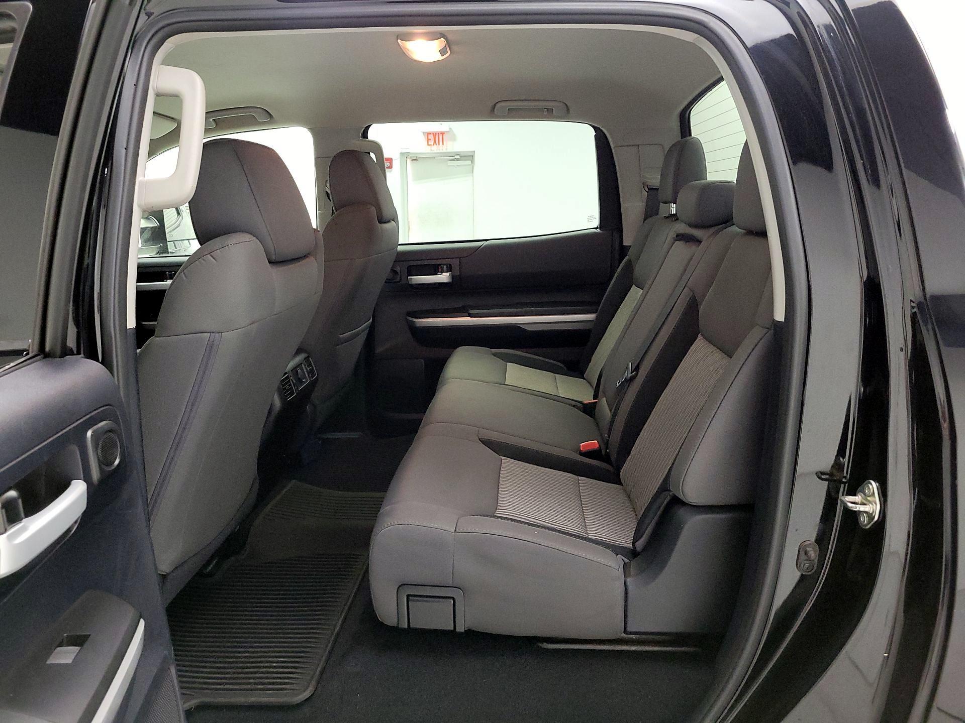 Thumbnail: 2015 Toyota Tundra - 19
