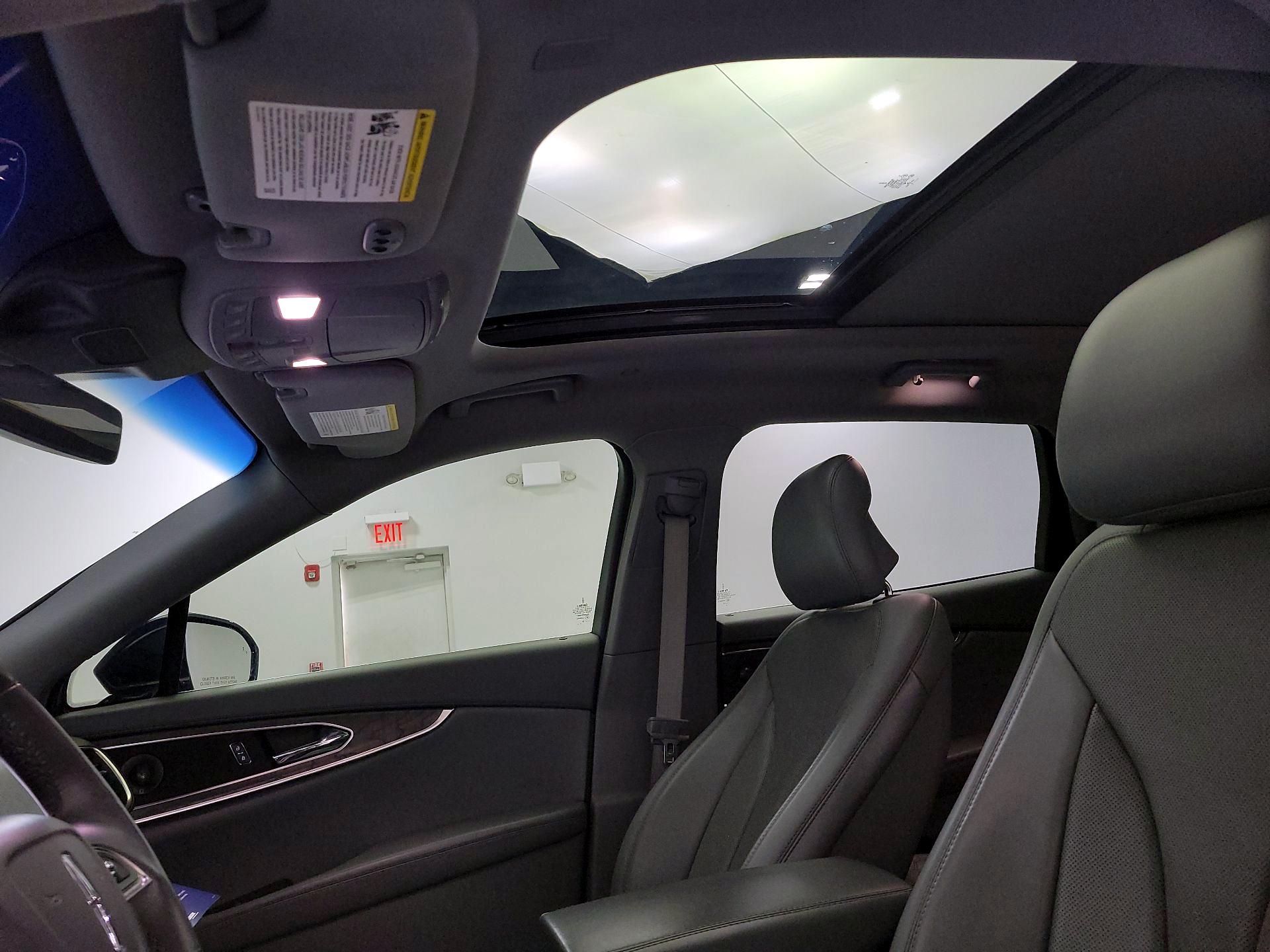 Thumbnail: 2019 Lincoln Nautilus - 20