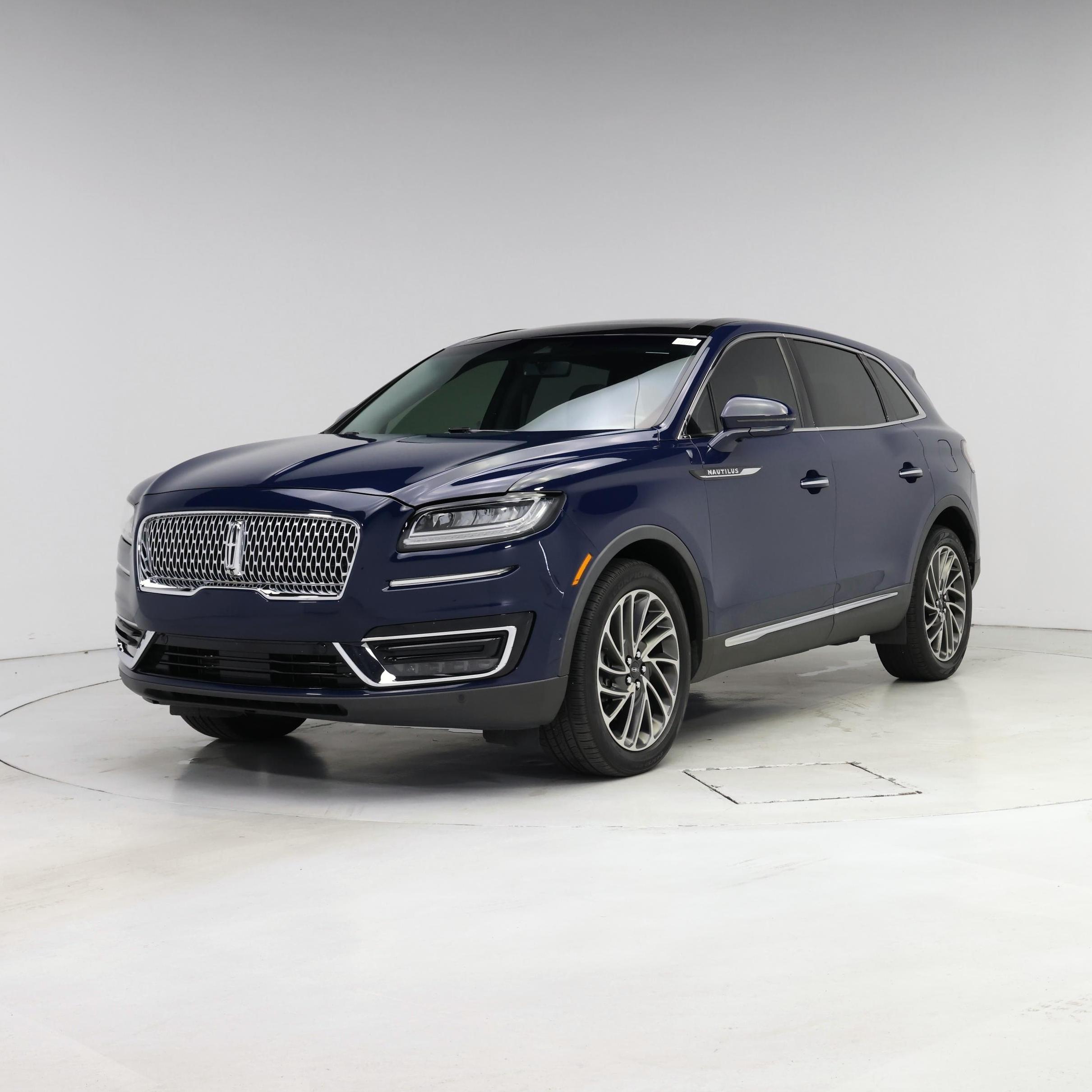 Thumbnail: 2019 Lincoln Nautilus - 4