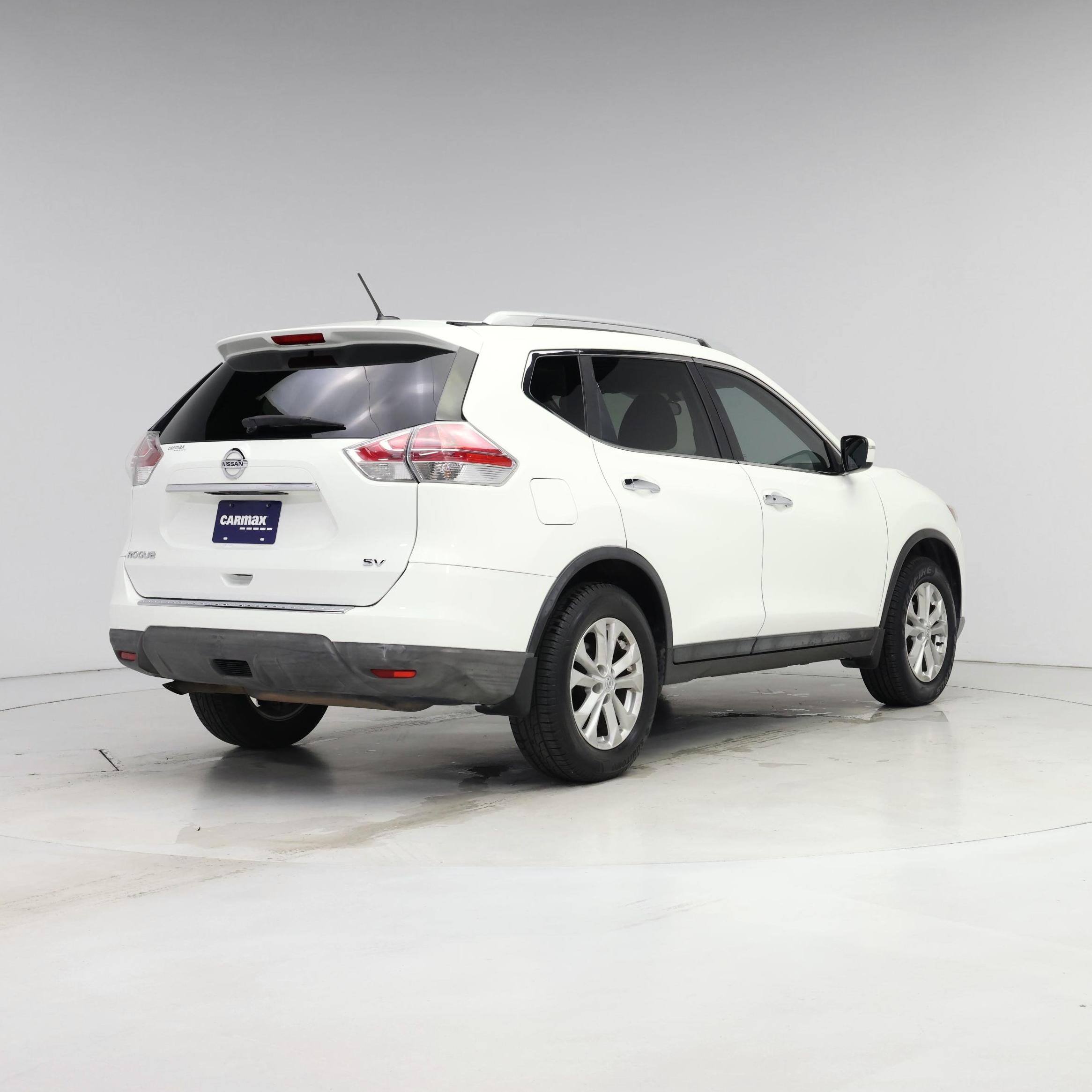 Thumbnail: 2016 Nissan Rogue - 8