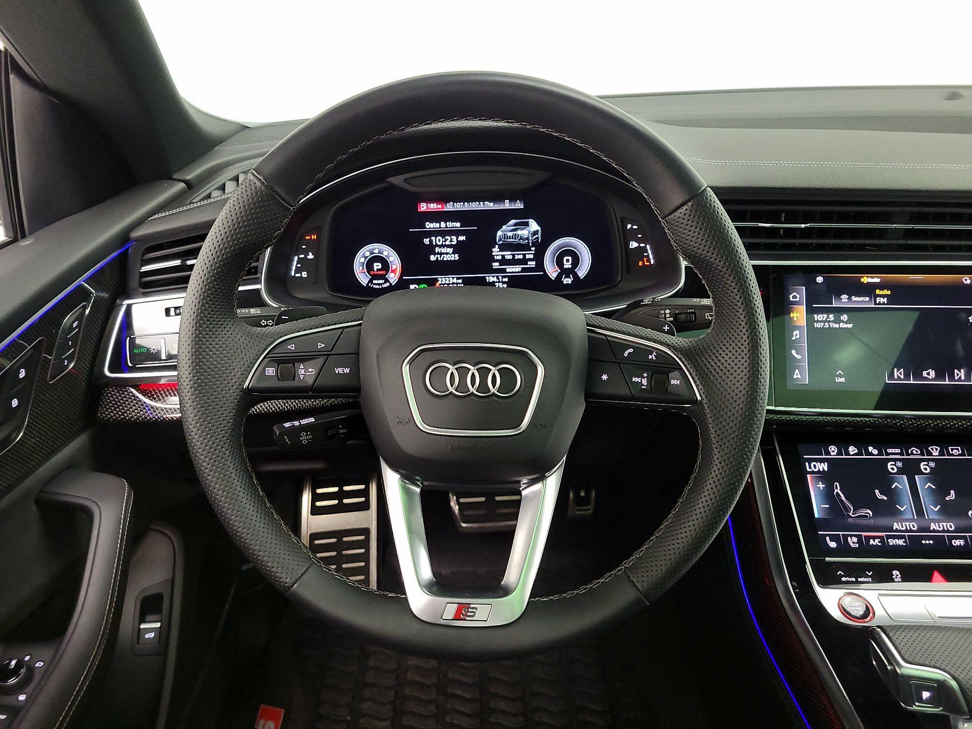 Thumbnail: 2023 Audi SQ8 - 10
